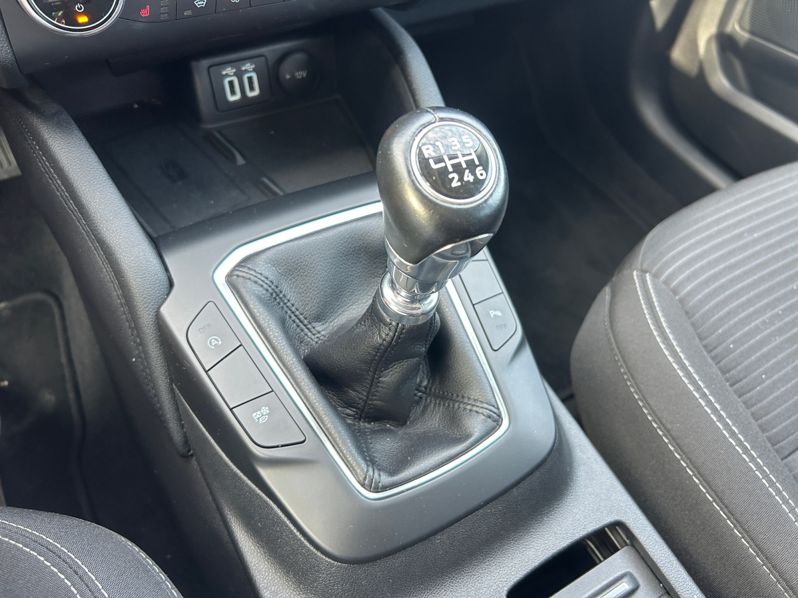 Ford Kuga 24
