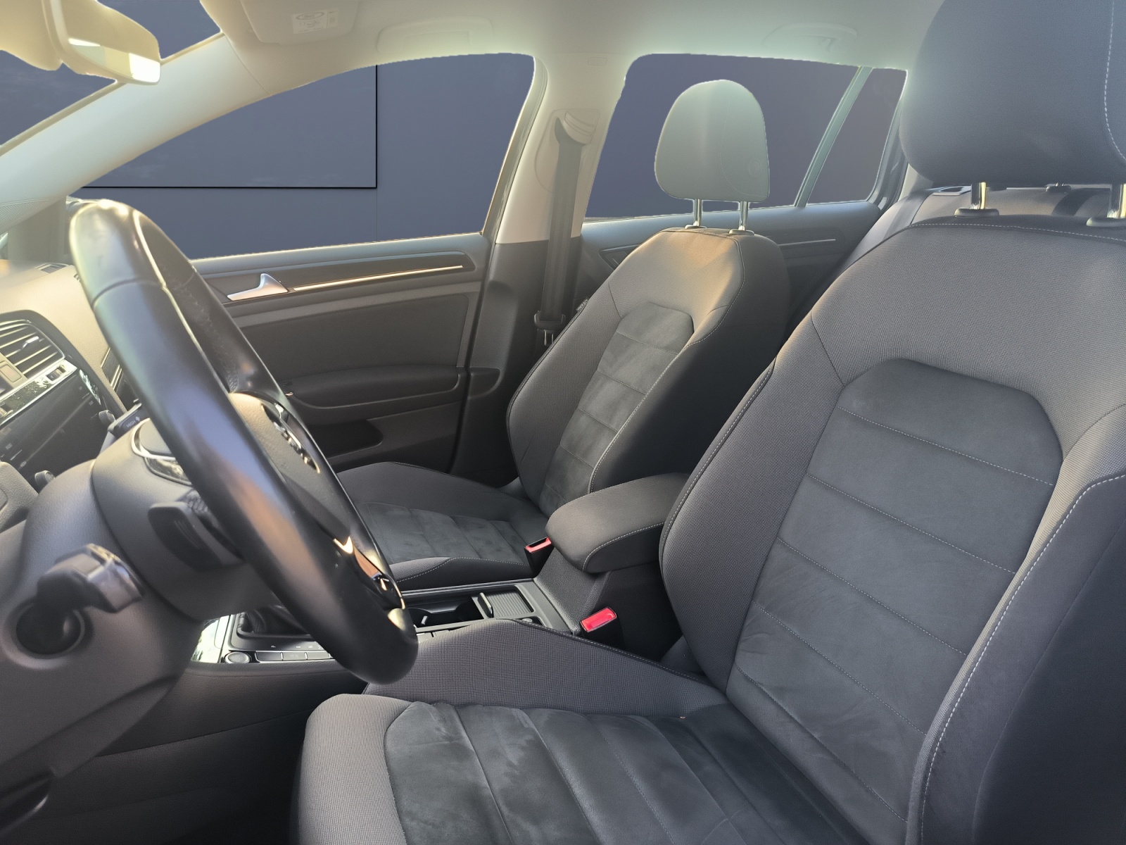 Volkswagen Golf 9