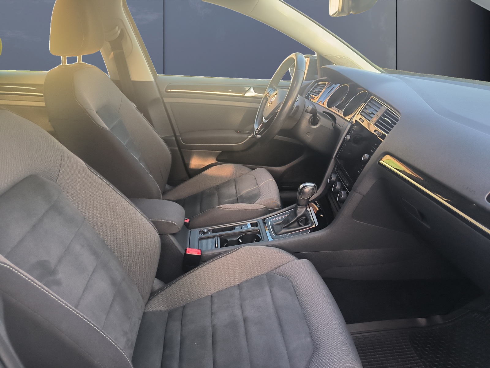 Volkswagen Golf 13