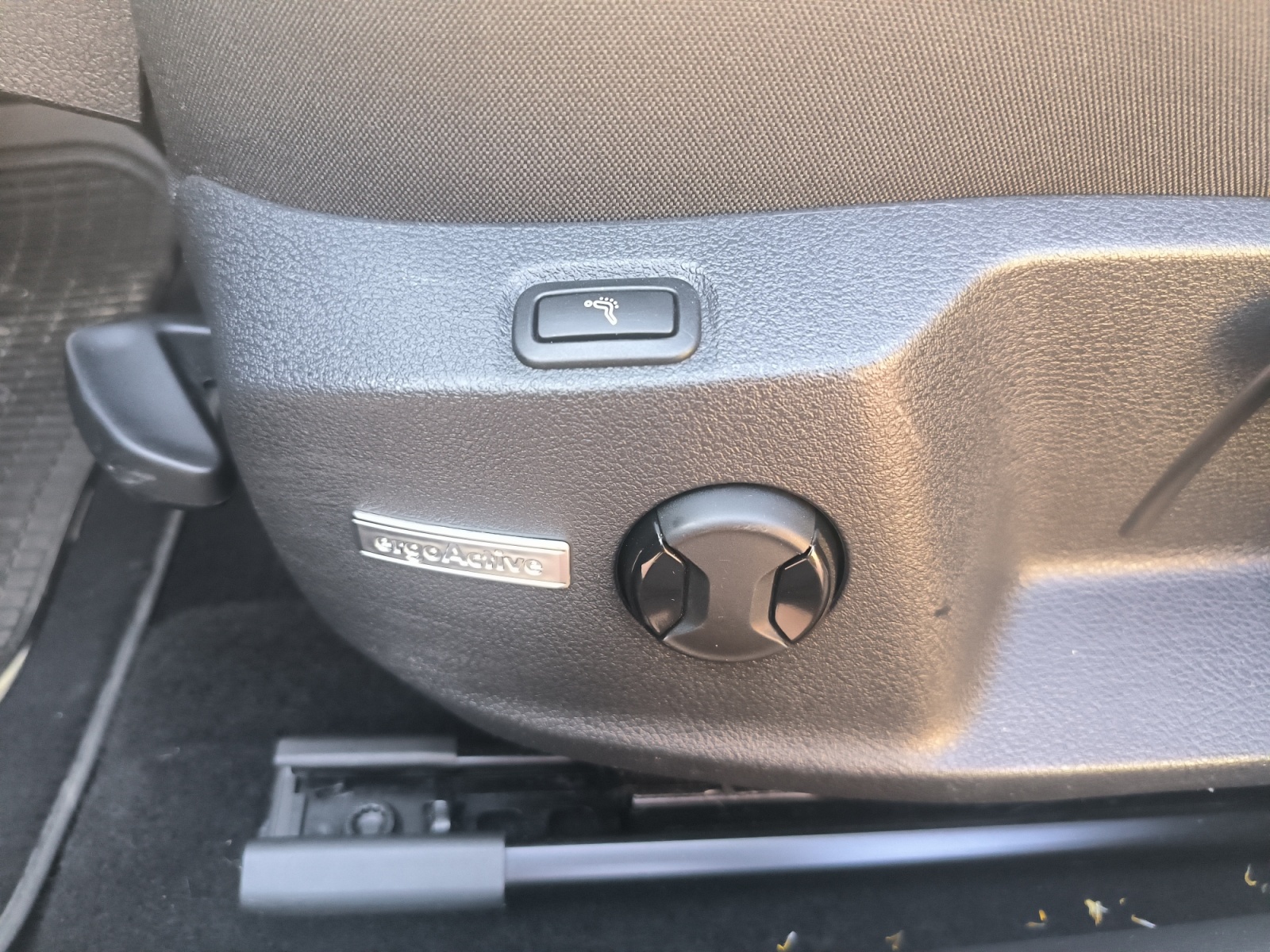 Volkswagen Golf 24