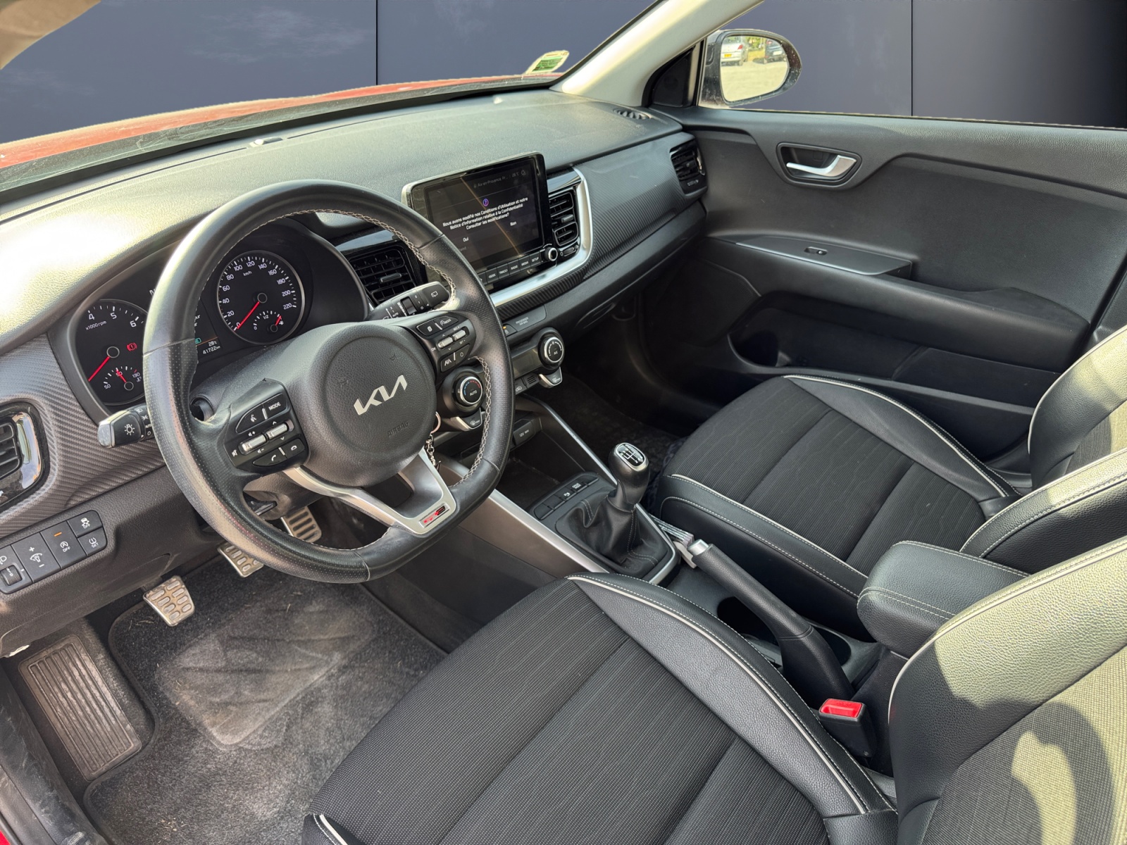 Kia Stonic 8