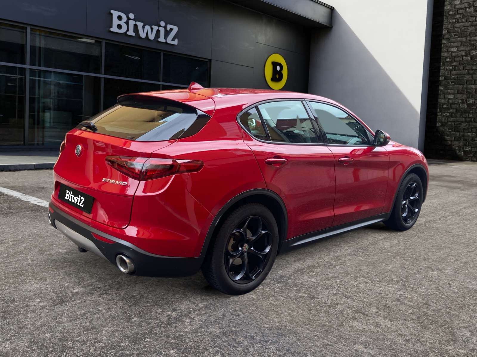 Alfa Romeo Stelvio 4