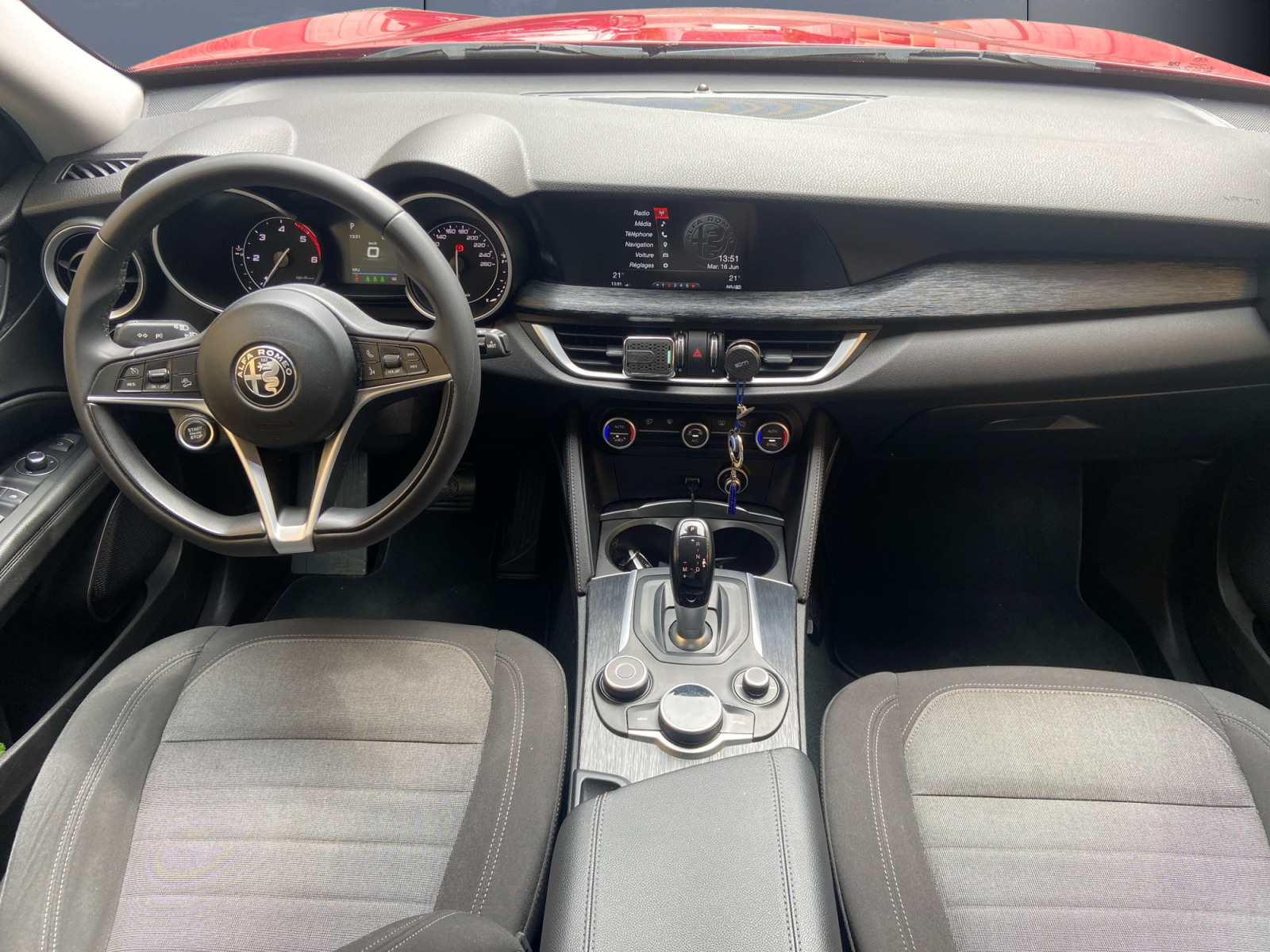 Alfa Romeo Stelvio 14