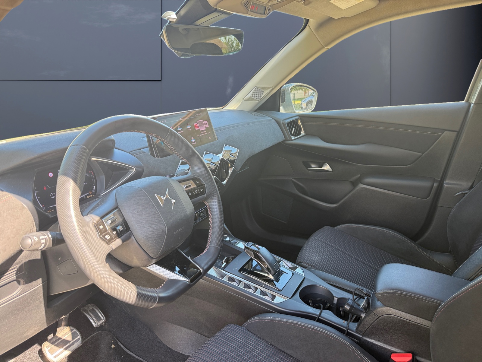 Ds Automobiles Ds3 8