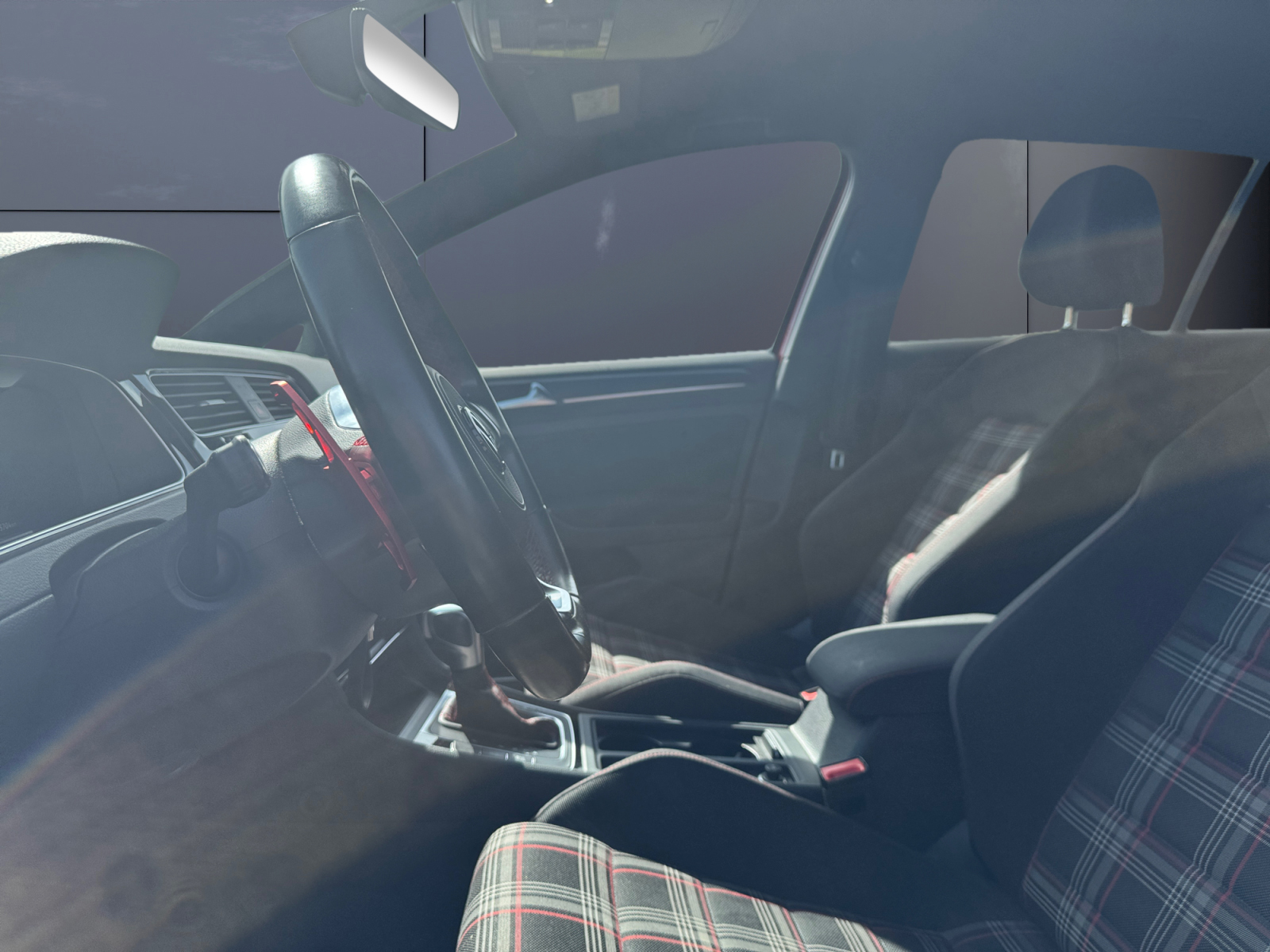 Volkswagen Golf 9