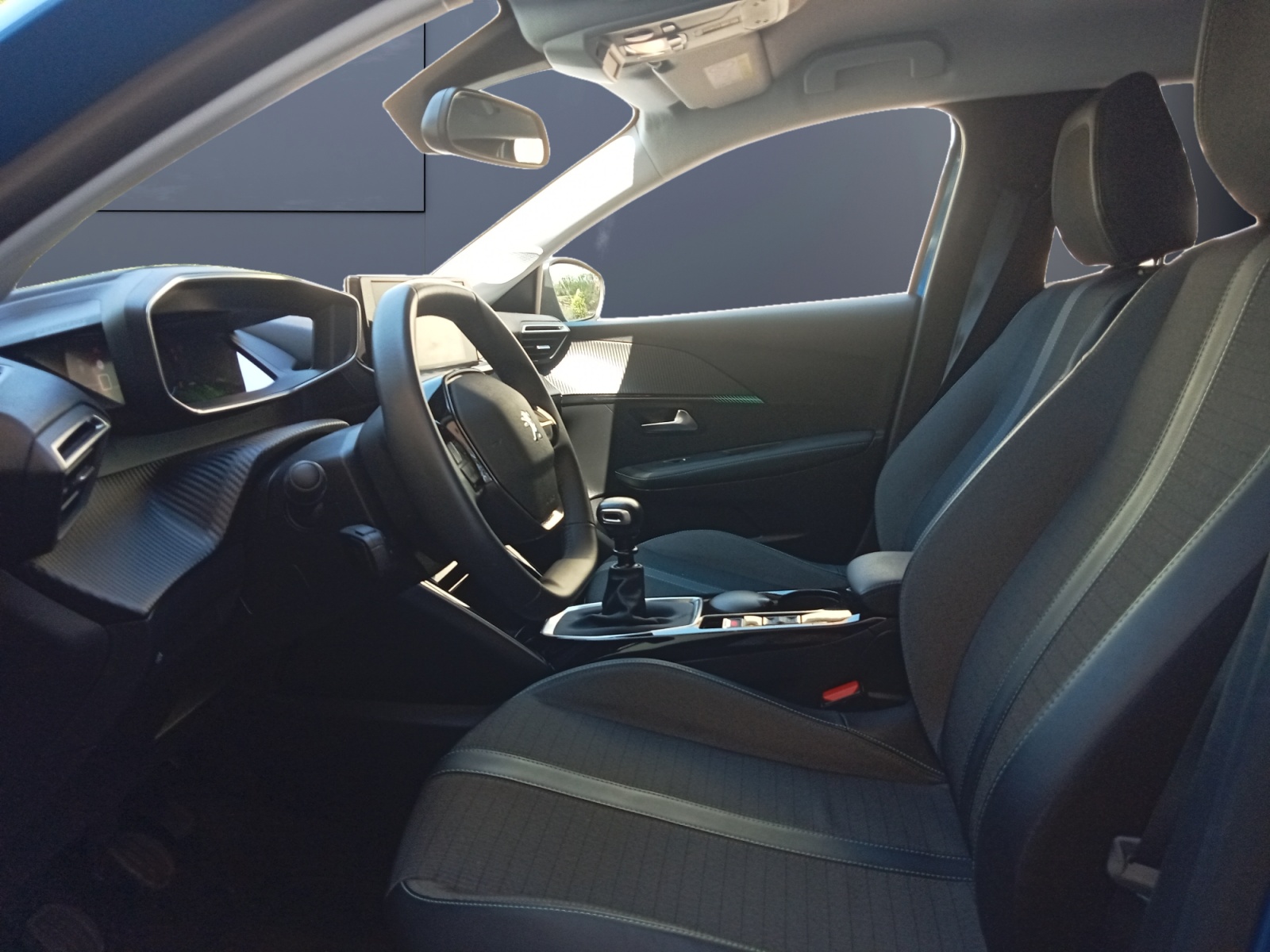 Peugeot 208 9
