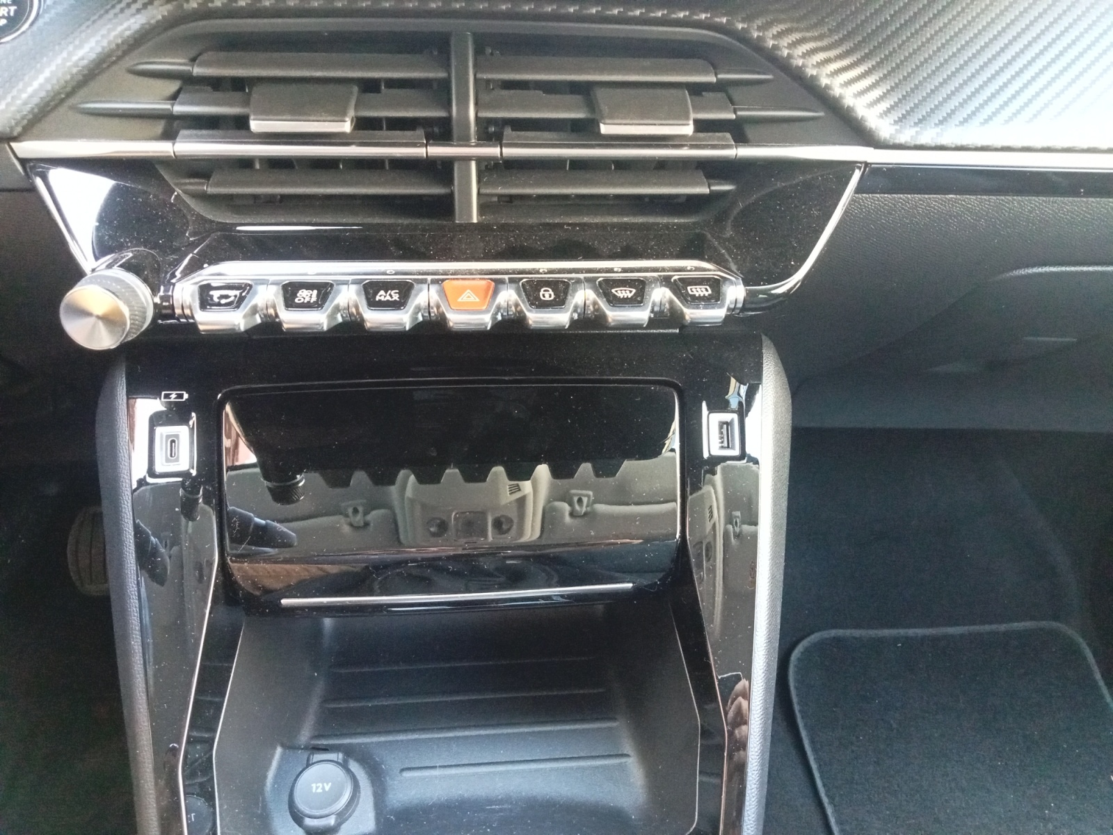 Peugeot 208 20