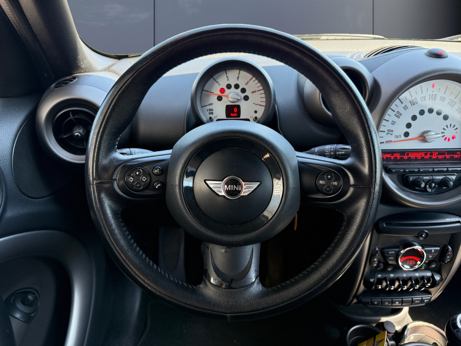 Mini Countryman 15