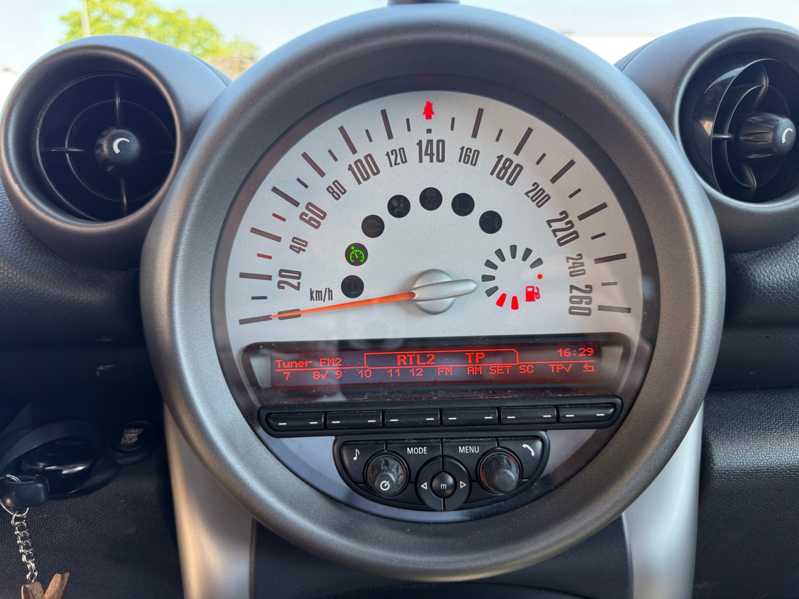 Mini Countryman 21