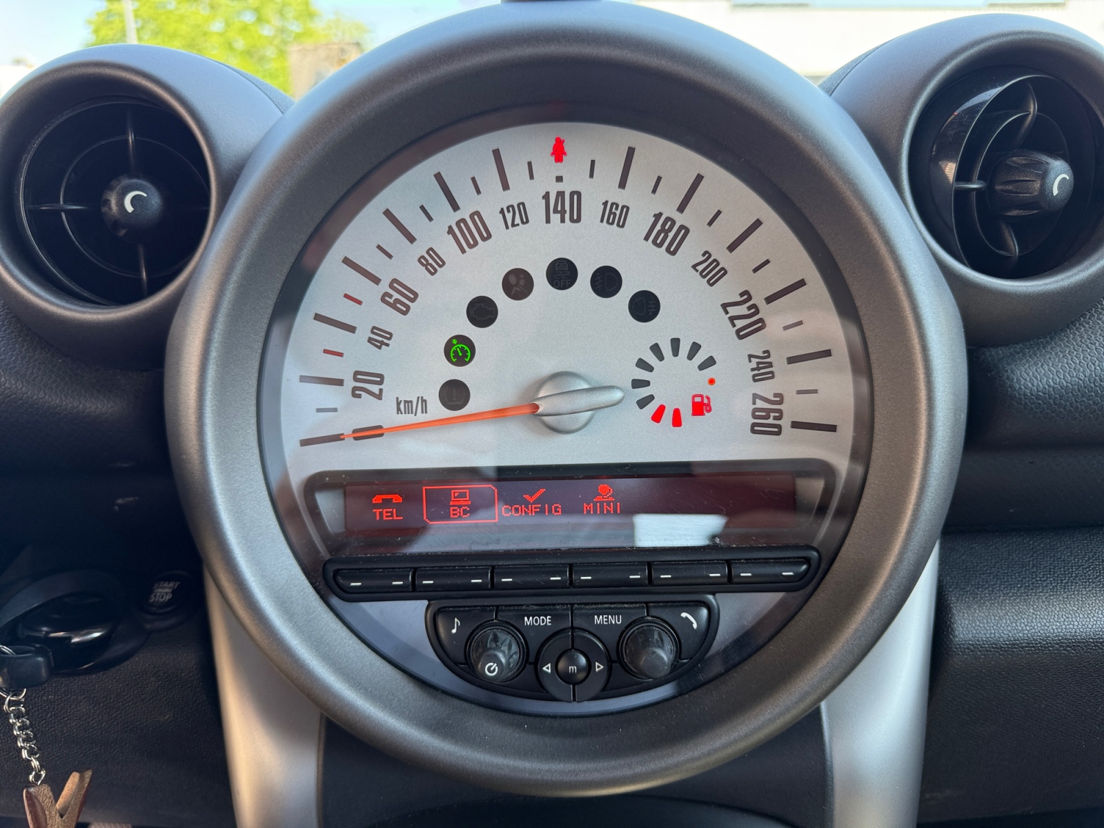 Mini Countryman 22