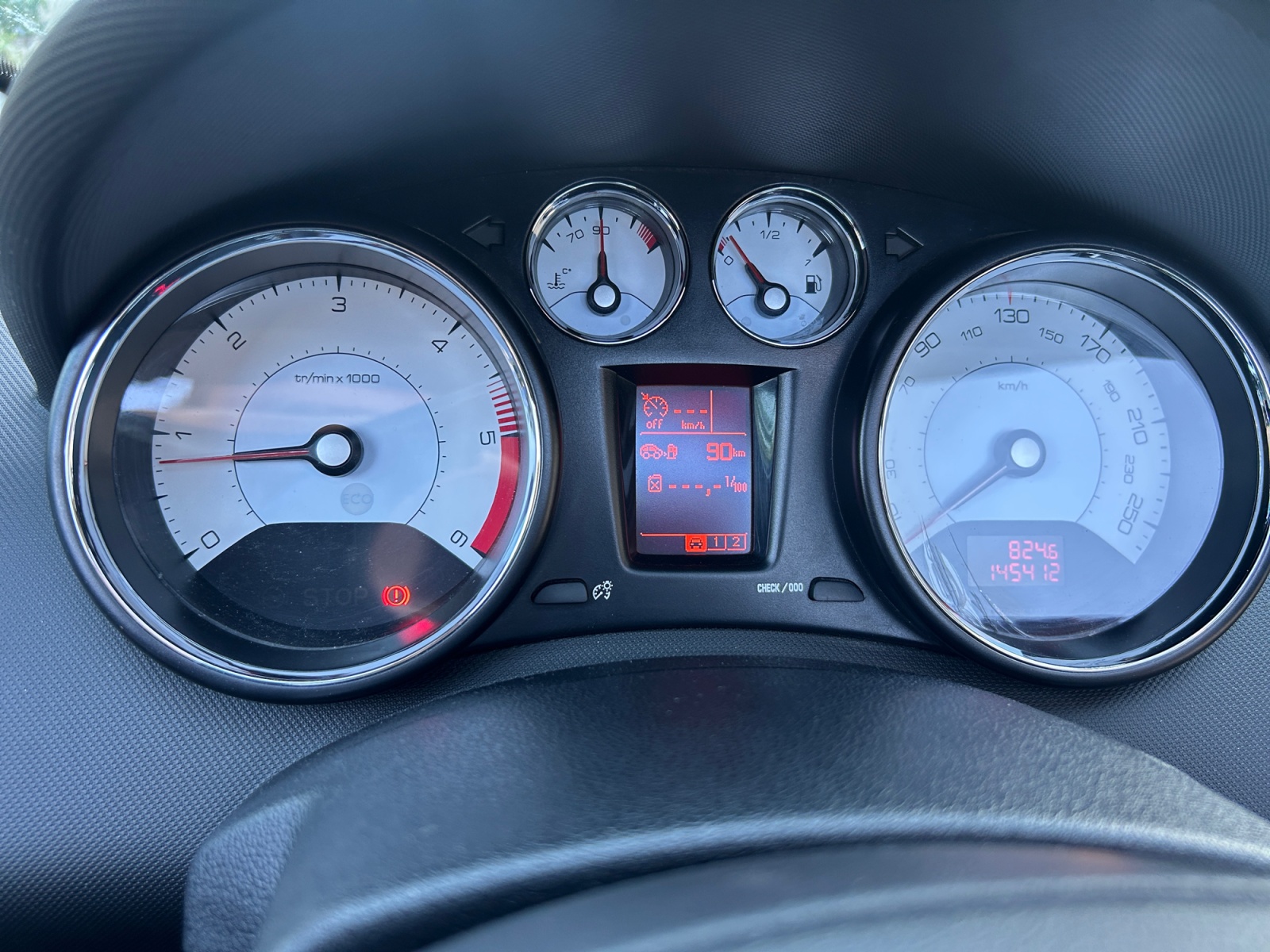 Peugeot 308 16