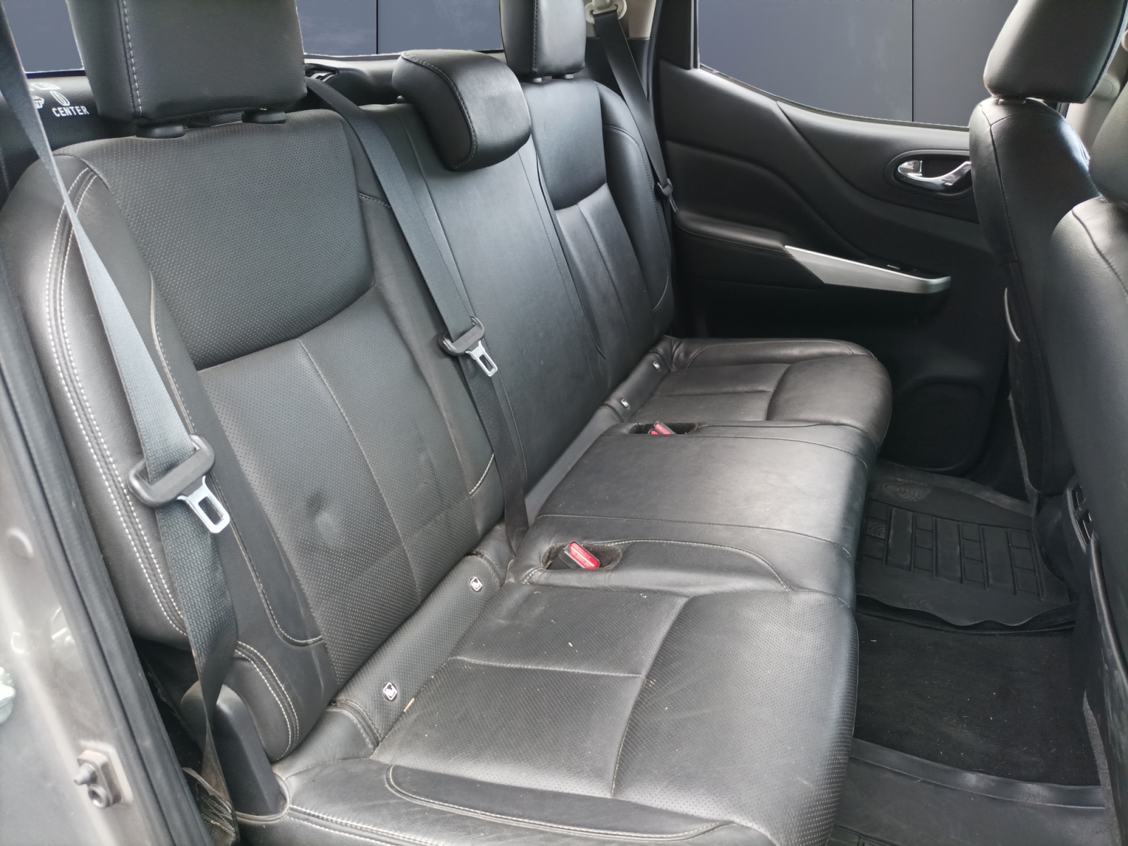 Nissan Np300 Navara 11