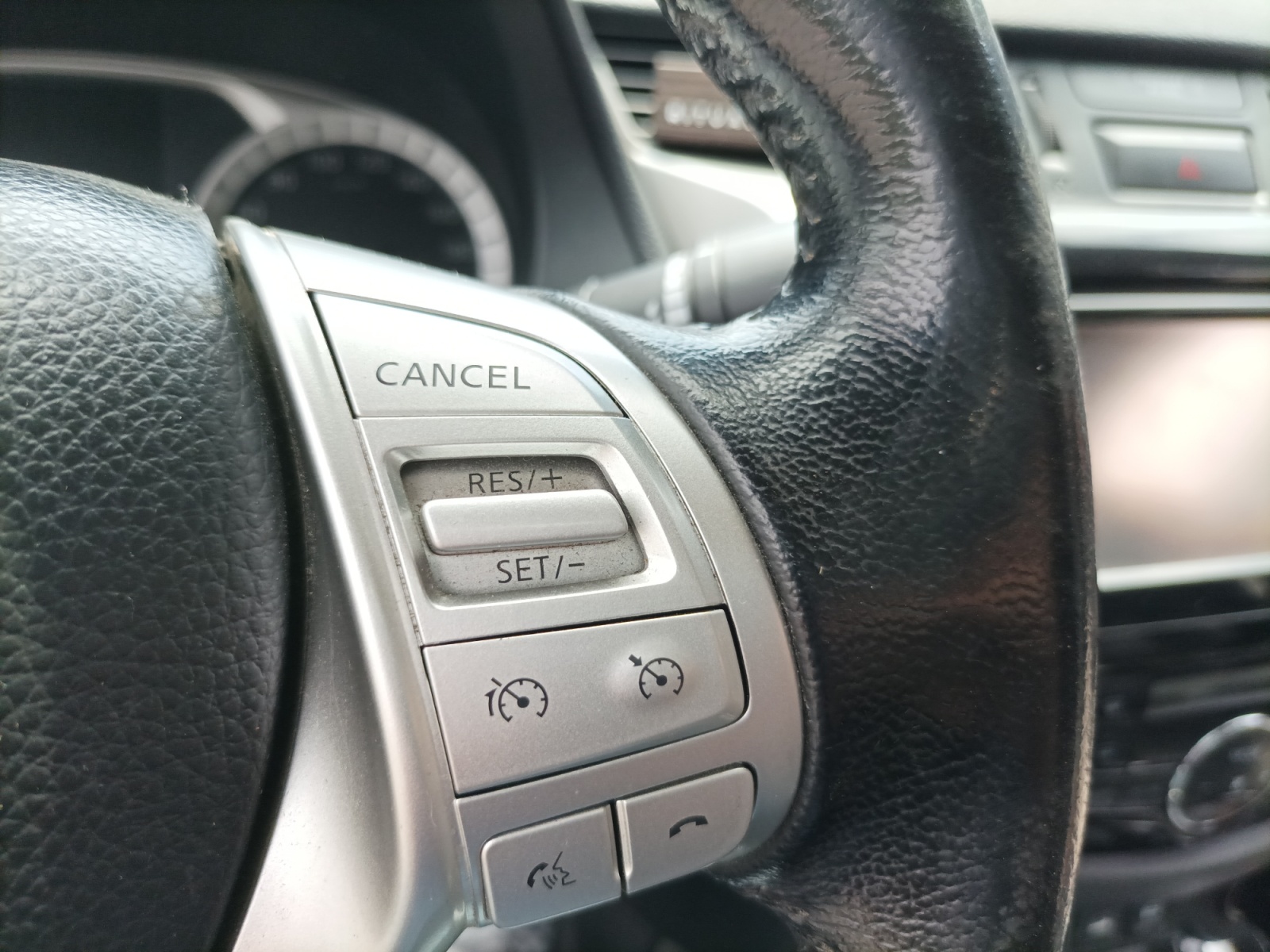 Nissan Np300 Navara 19
