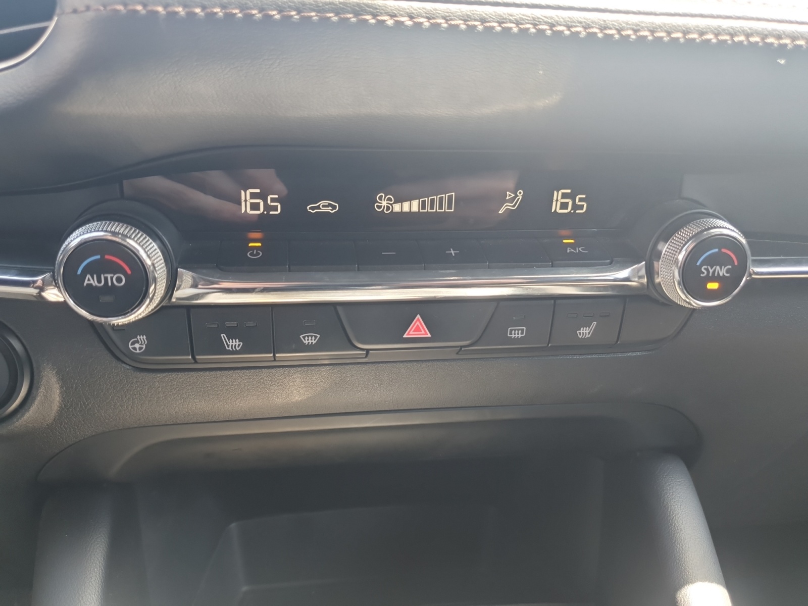 Mazda 3 23
