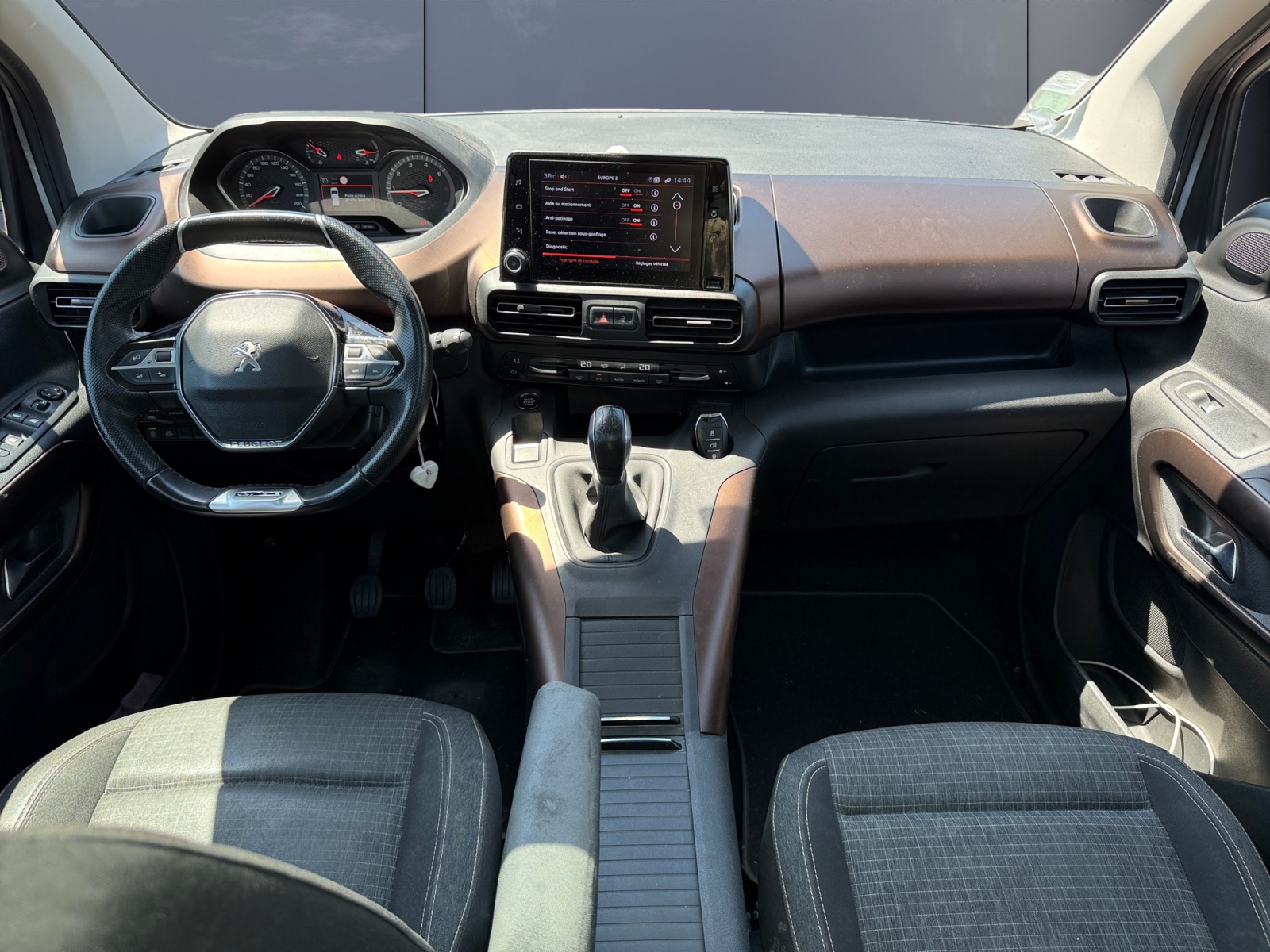 Peugeot Rifter 14