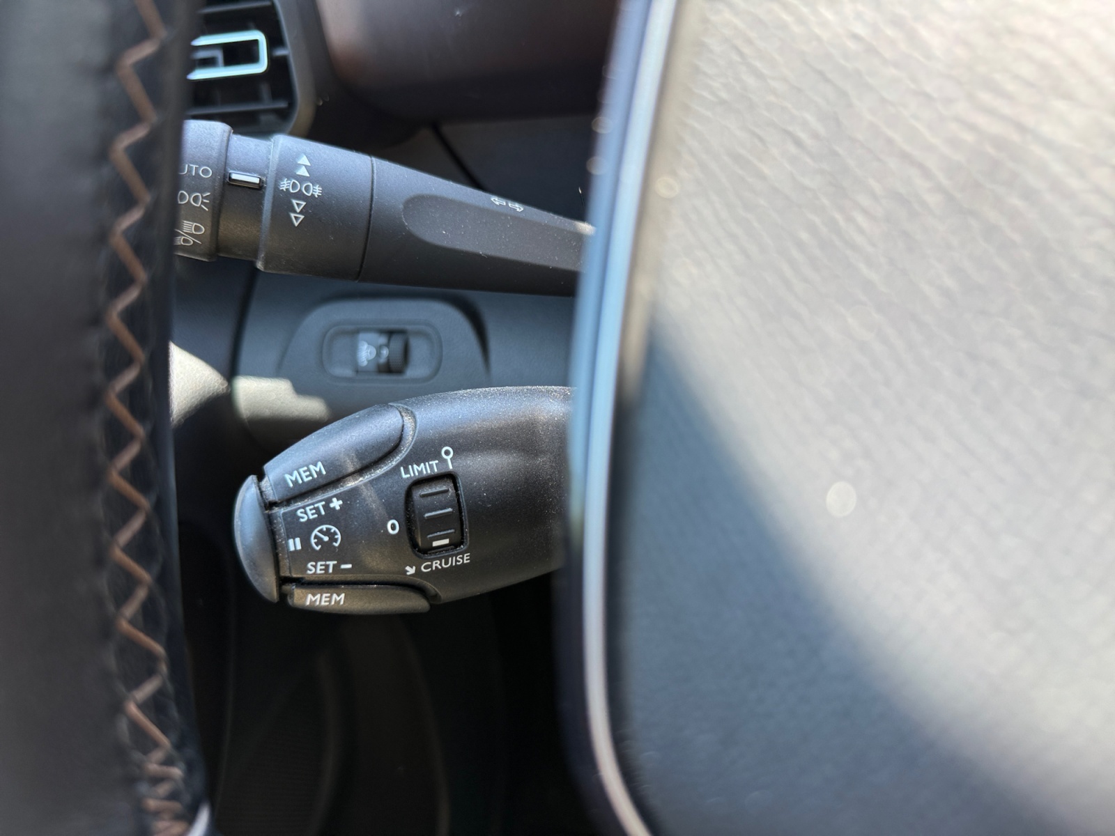 Peugeot Rifter 19