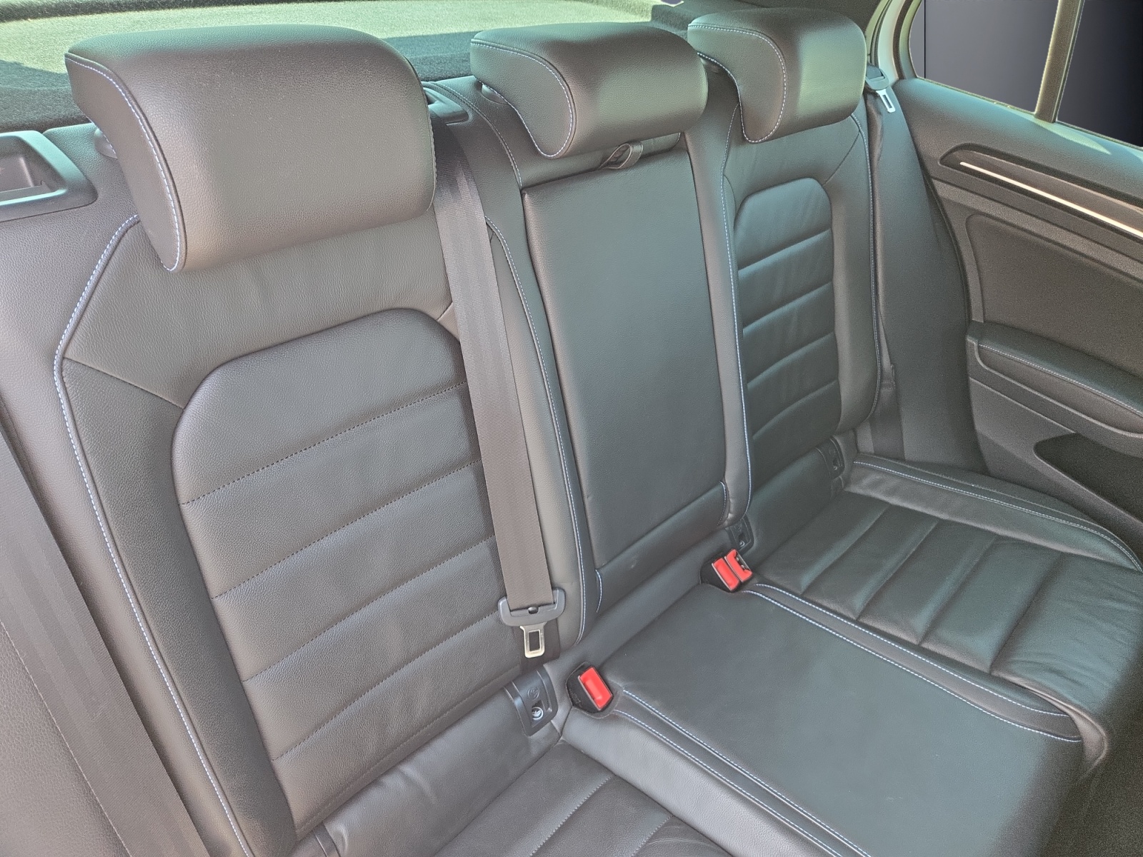 Volkswagen Golf 11