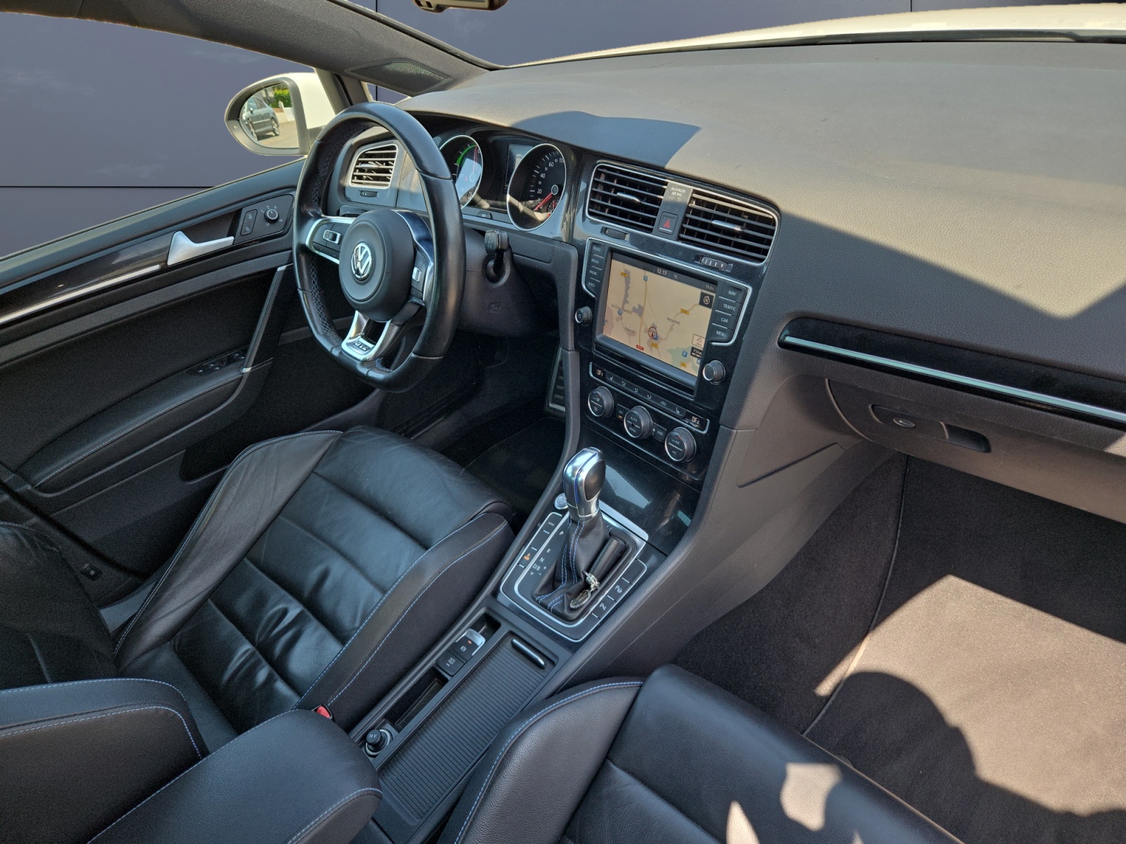 Volkswagen Golf 12