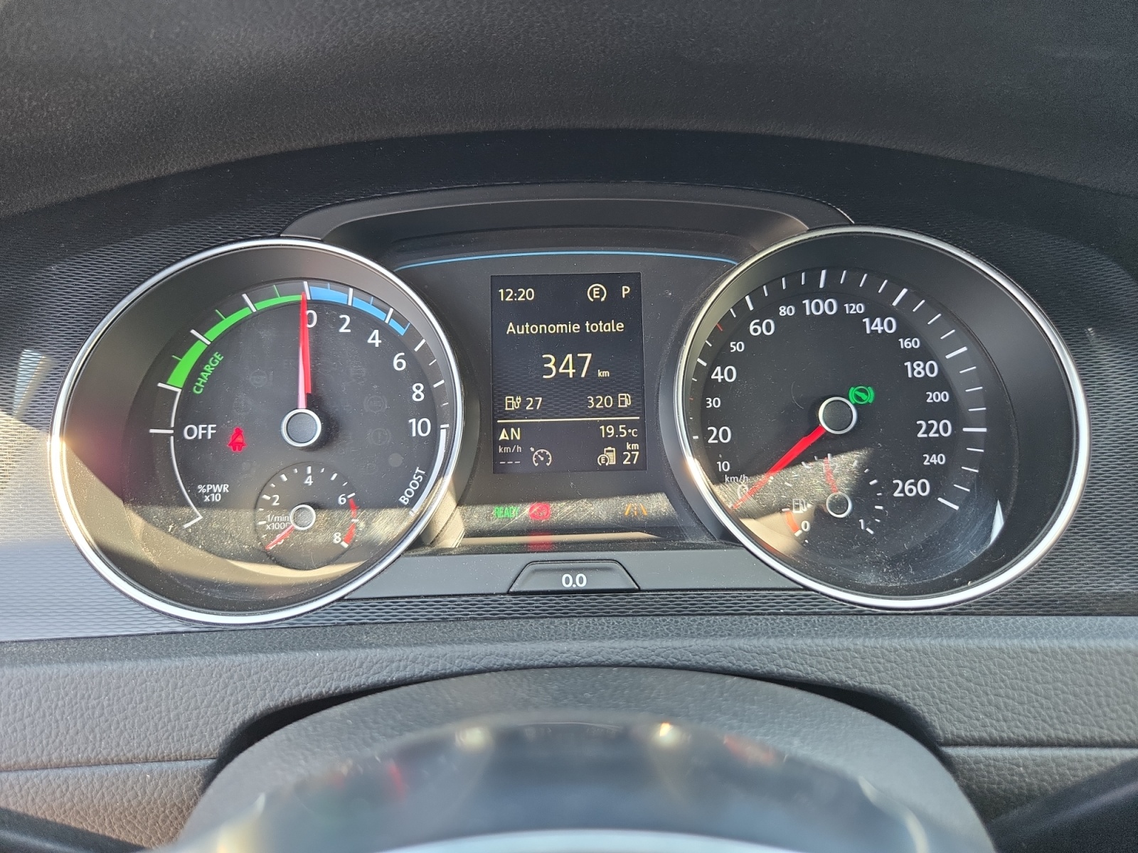 Volkswagen Golf 16