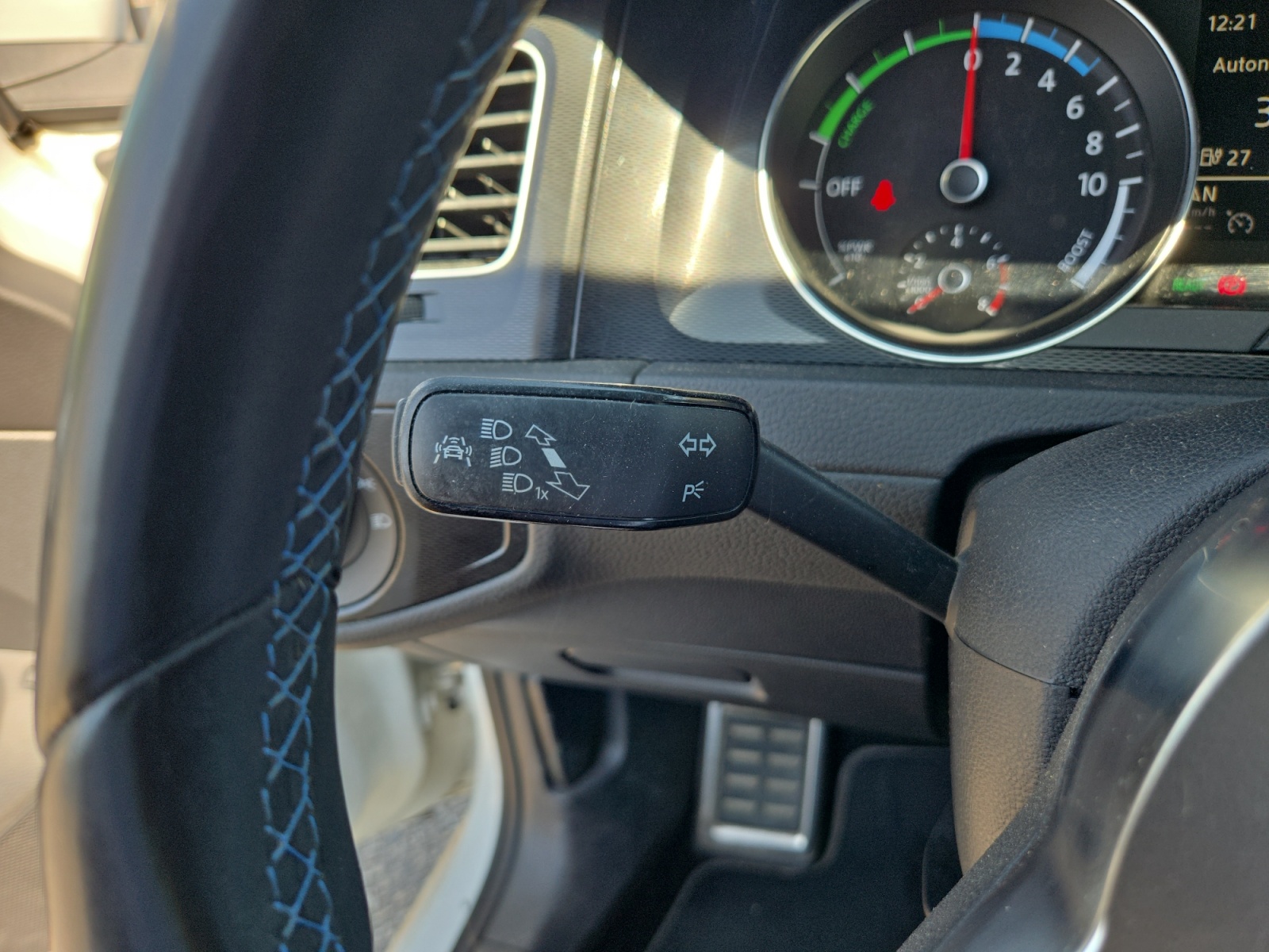 Volkswagen Golf 21