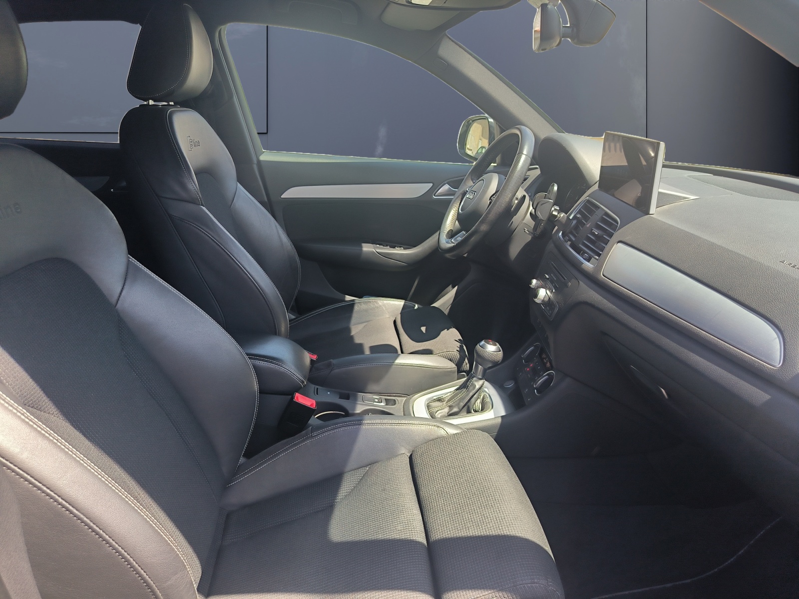 Audi Q3 13