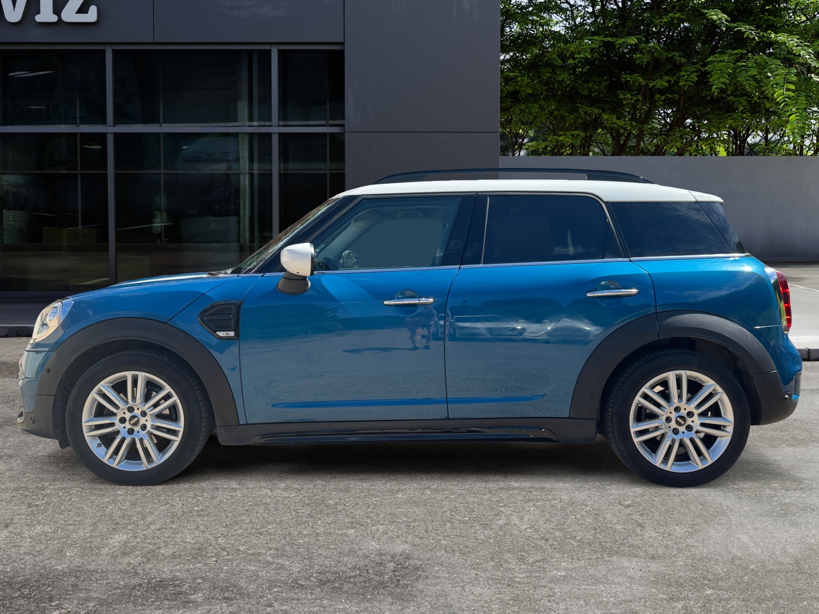 Mini Countryman 1