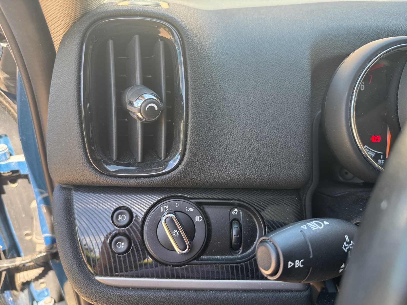 Mini Countryman 18
