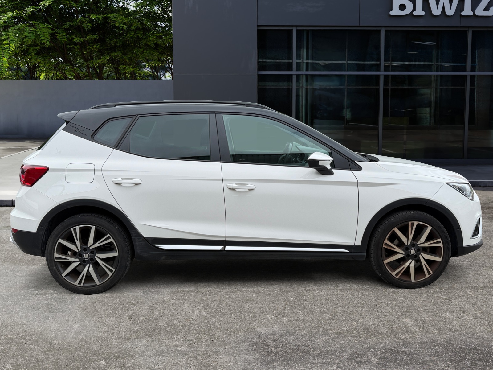 Seat Arona 5
