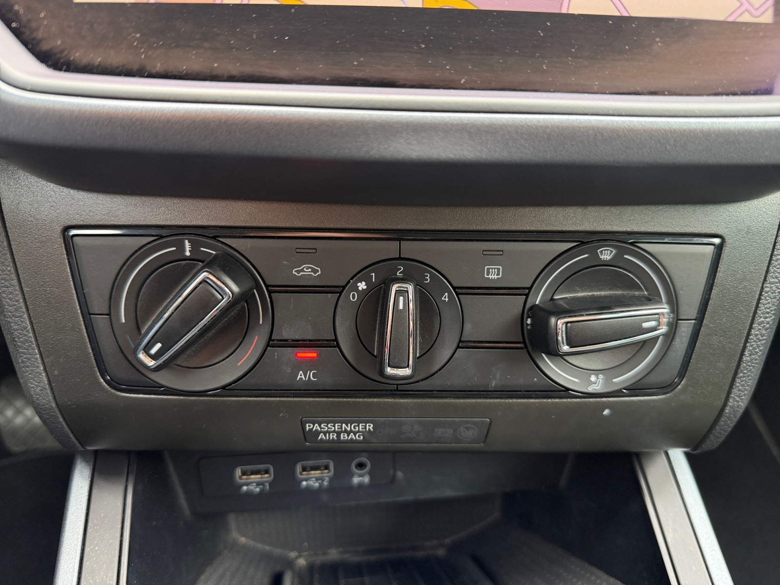 Seat Arona 22