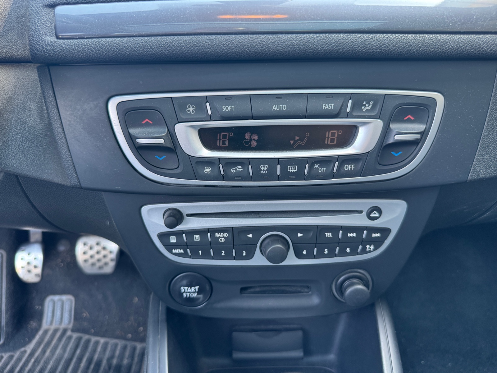 Renault Megane 24