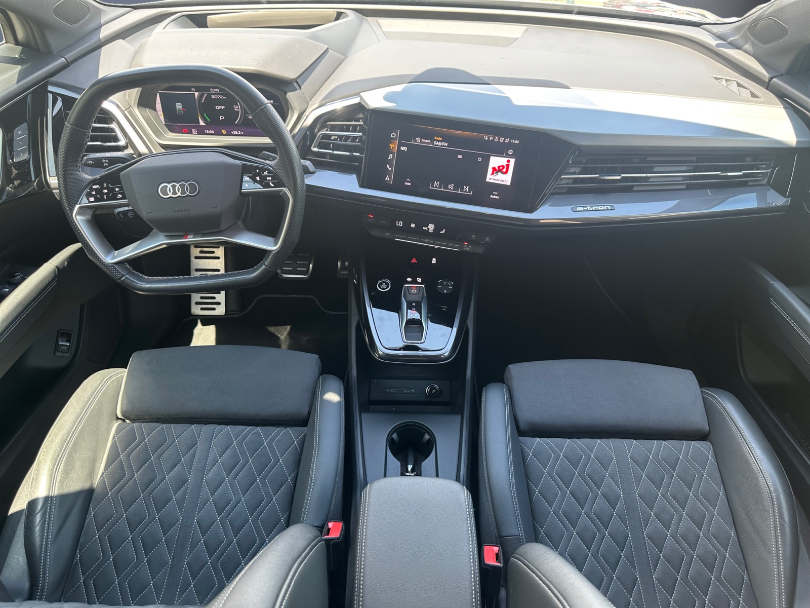 Audi Q4 14