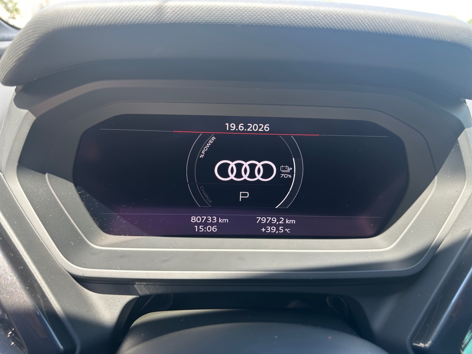 Audi Q4 16