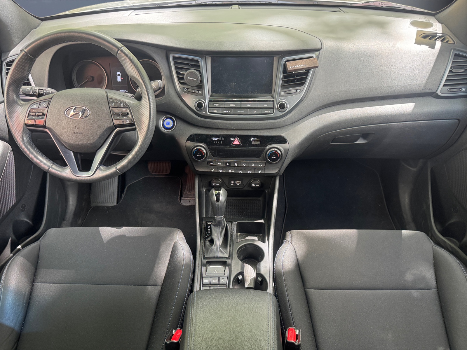 Hyundai Tucson 14