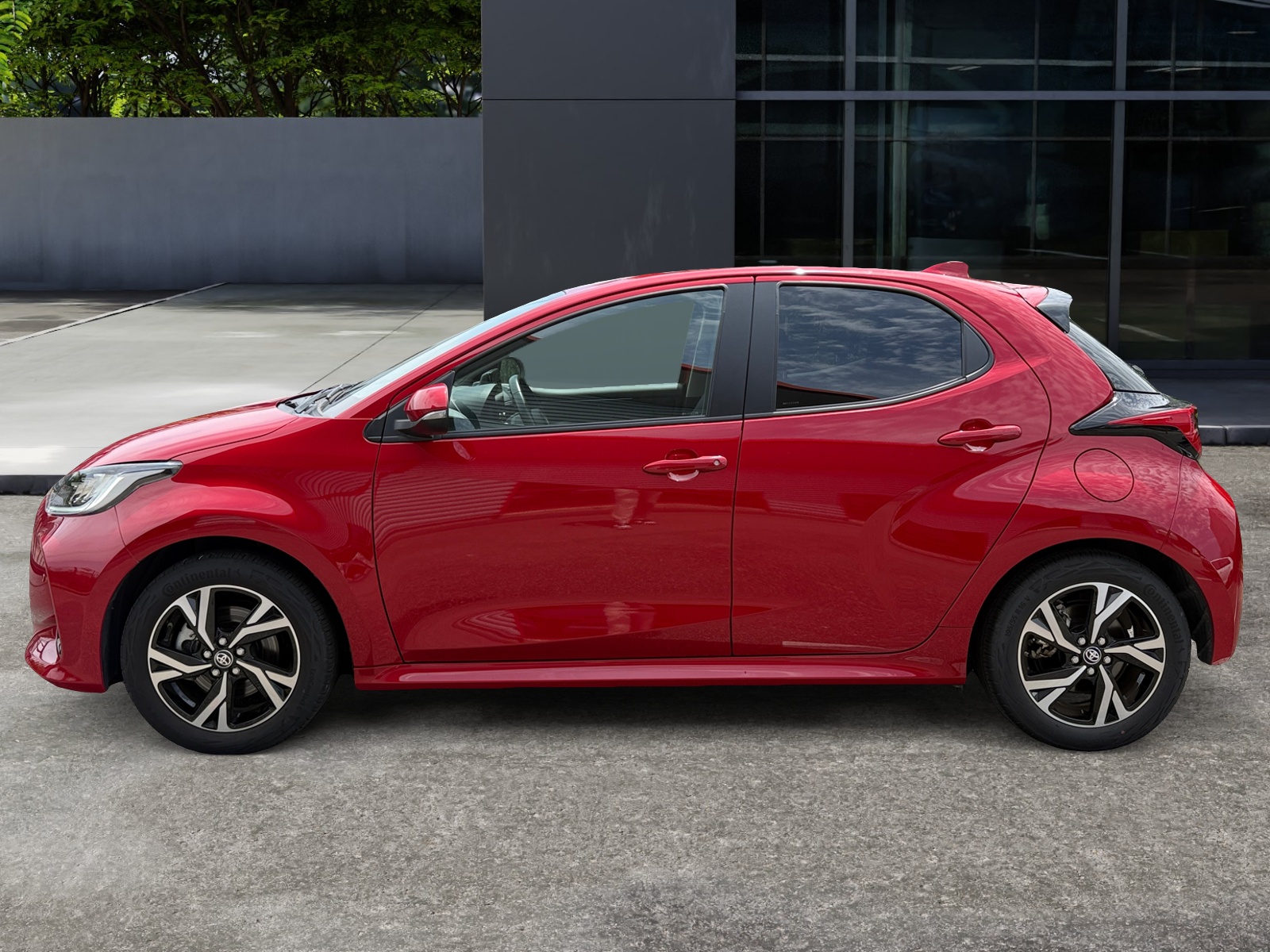 Toyota Yaris 1