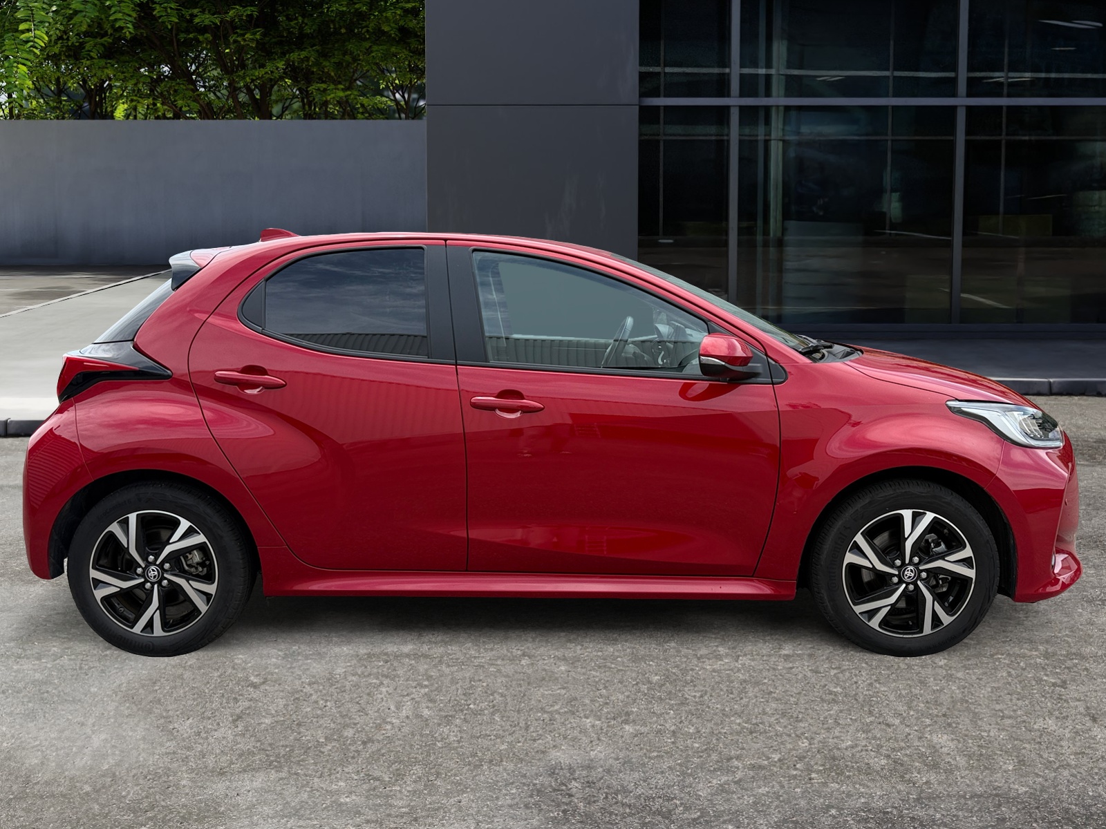 Toyota Yaris 5