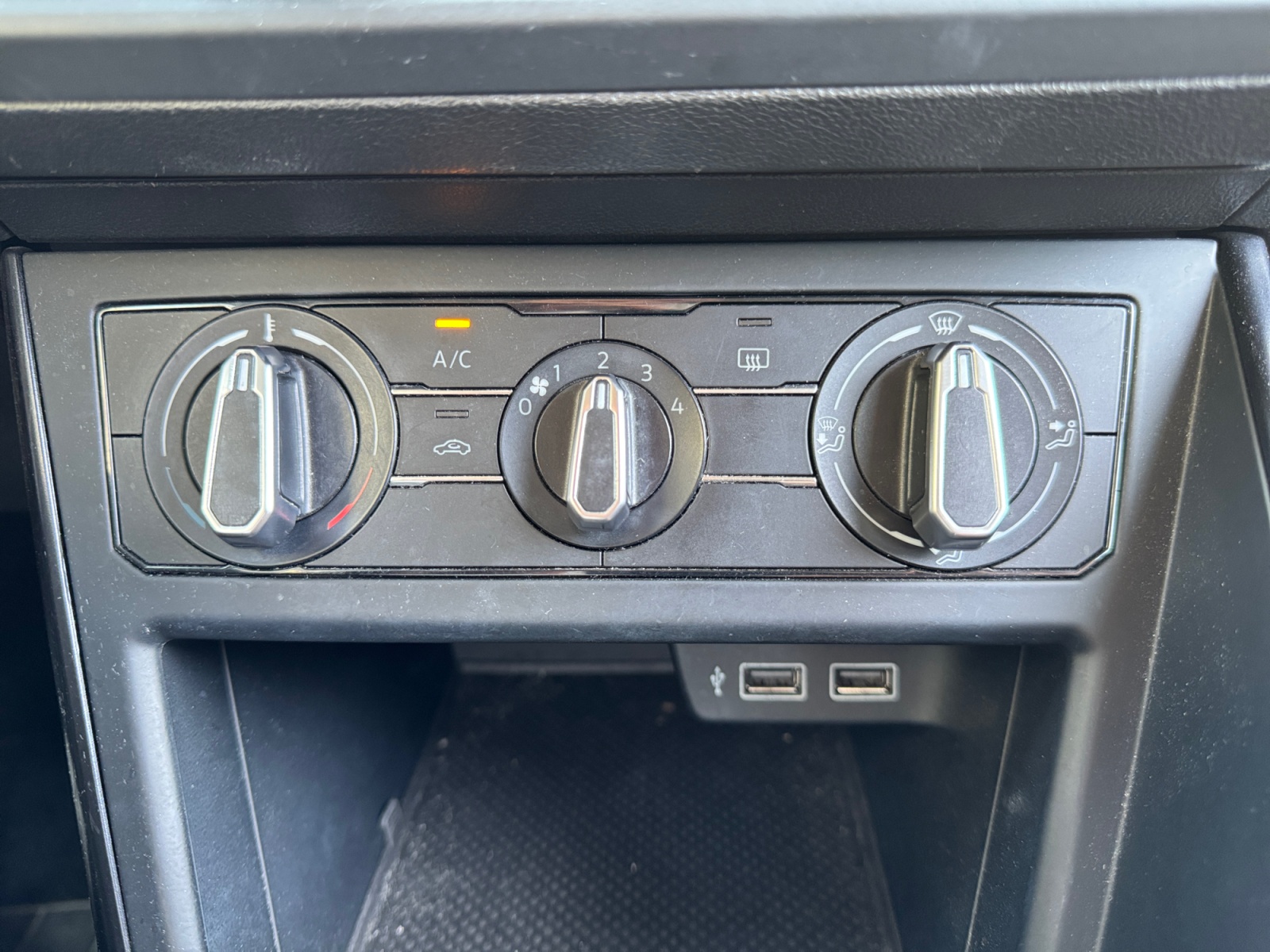 Volkswagen Polo 19