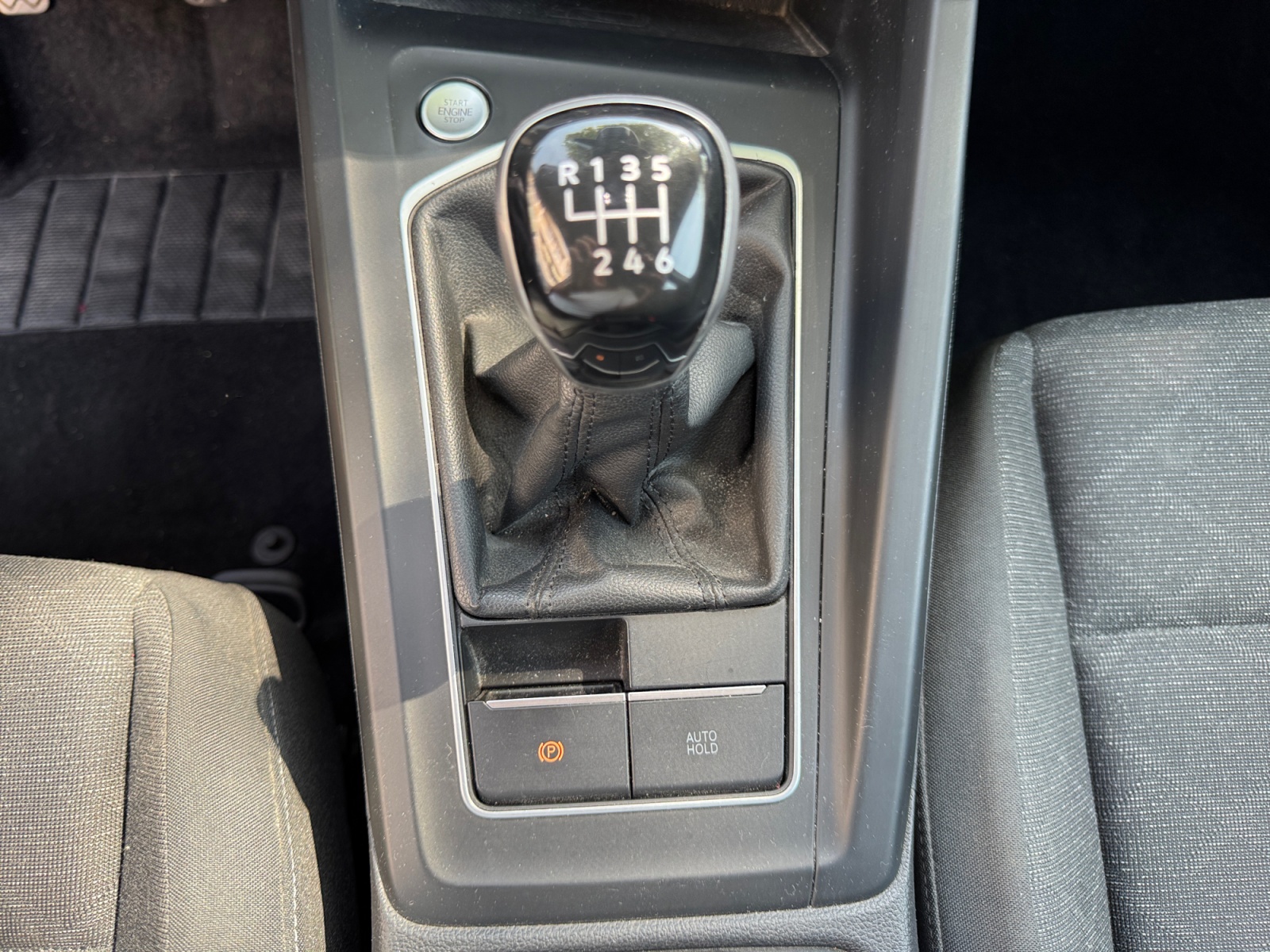 Volkswagen Golf 25