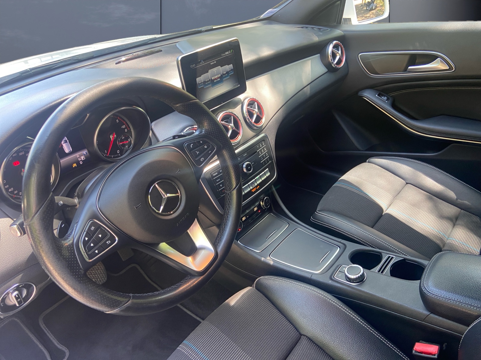 Mercedes-Benz Classe Cla 8