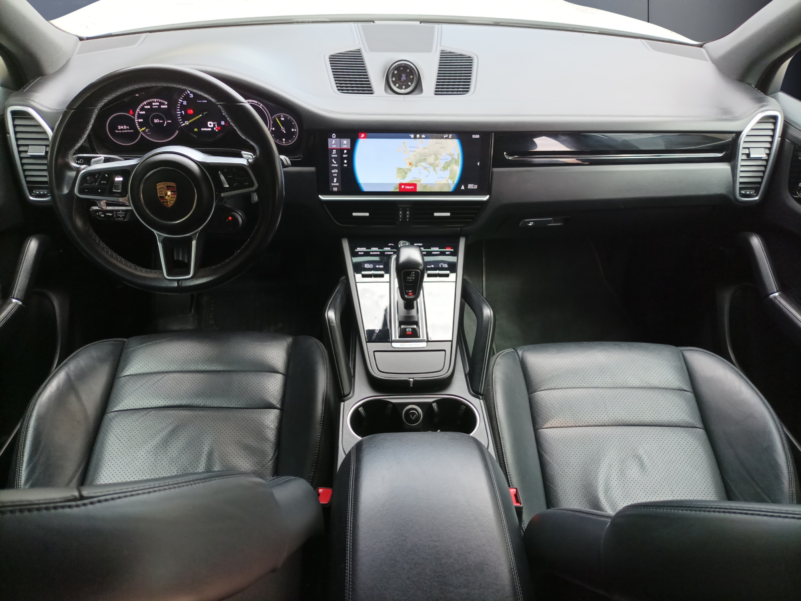 Porsche Cayenne 14