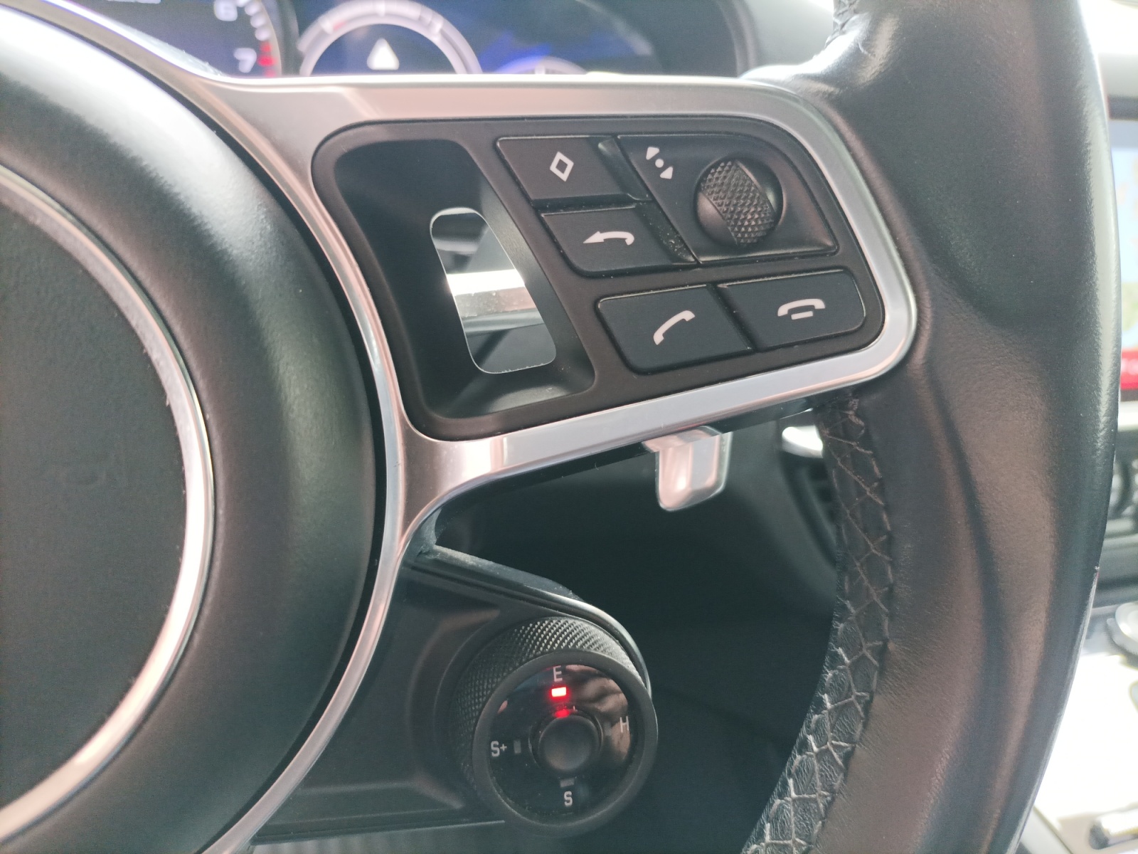 Porsche Cayenne 19