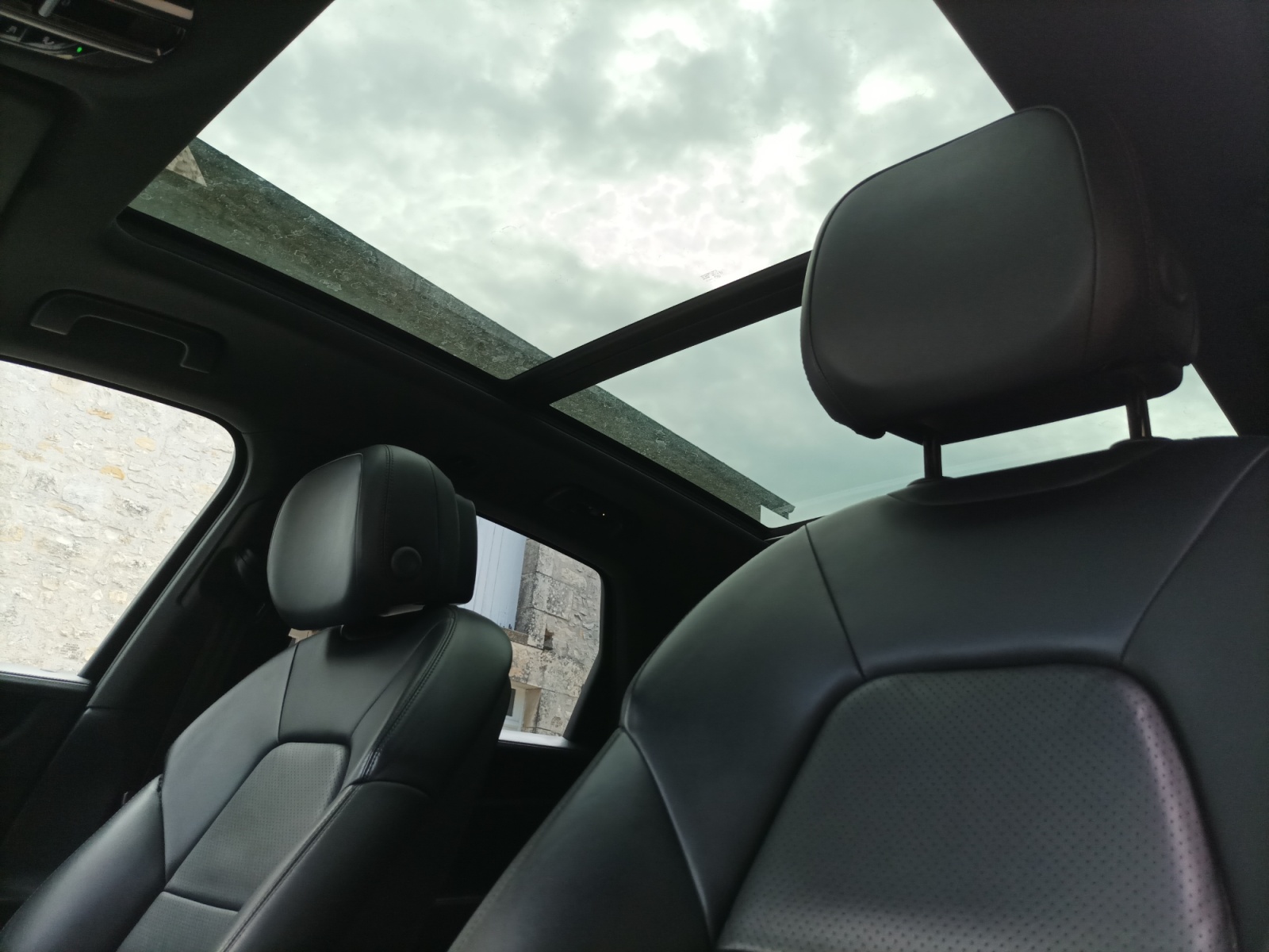 Porsche Cayenne 26