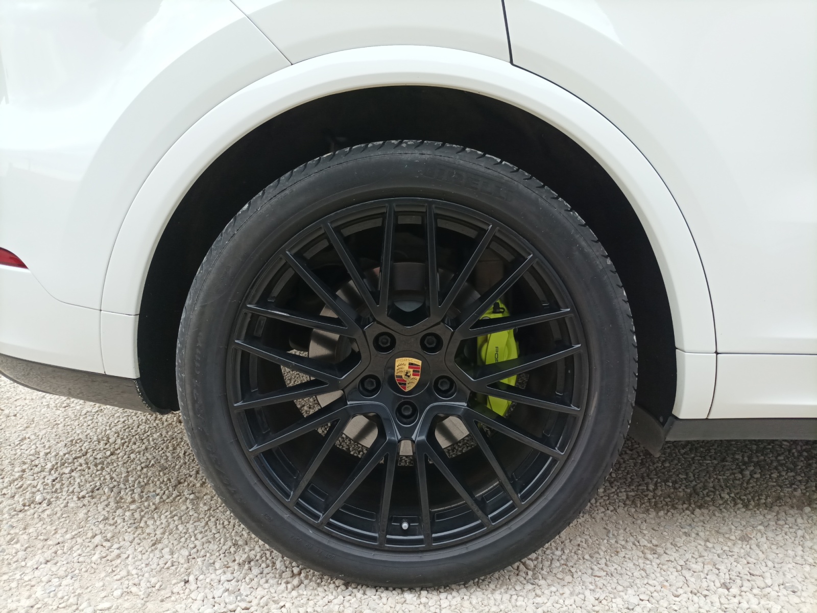 Porsche Cayenne 32