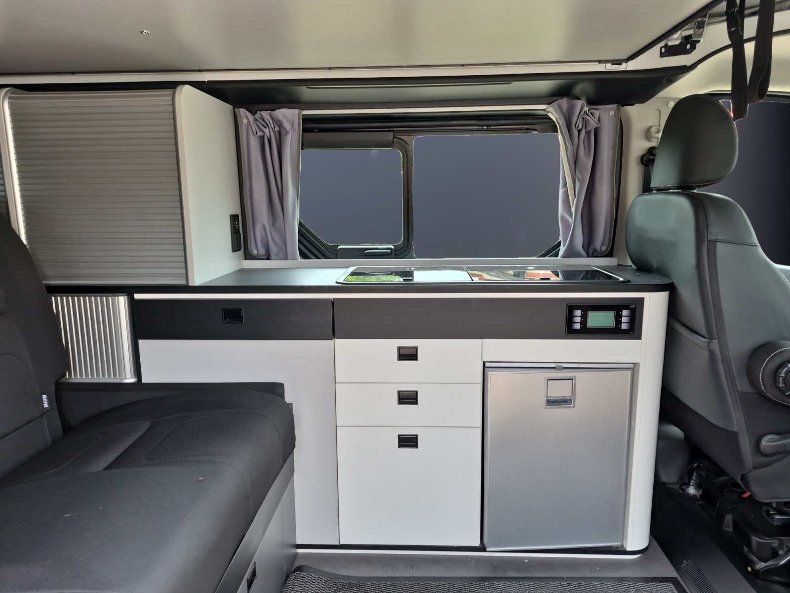 Renault Trafic 10