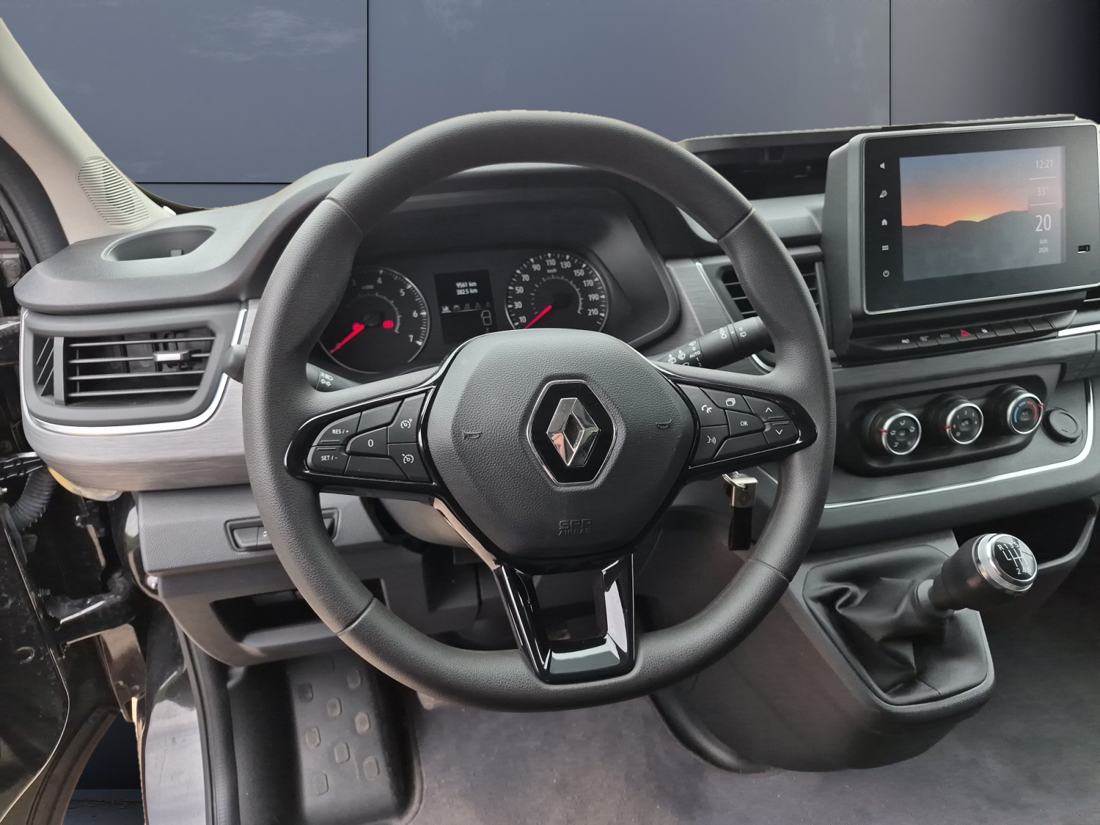 Renault Trafic 15