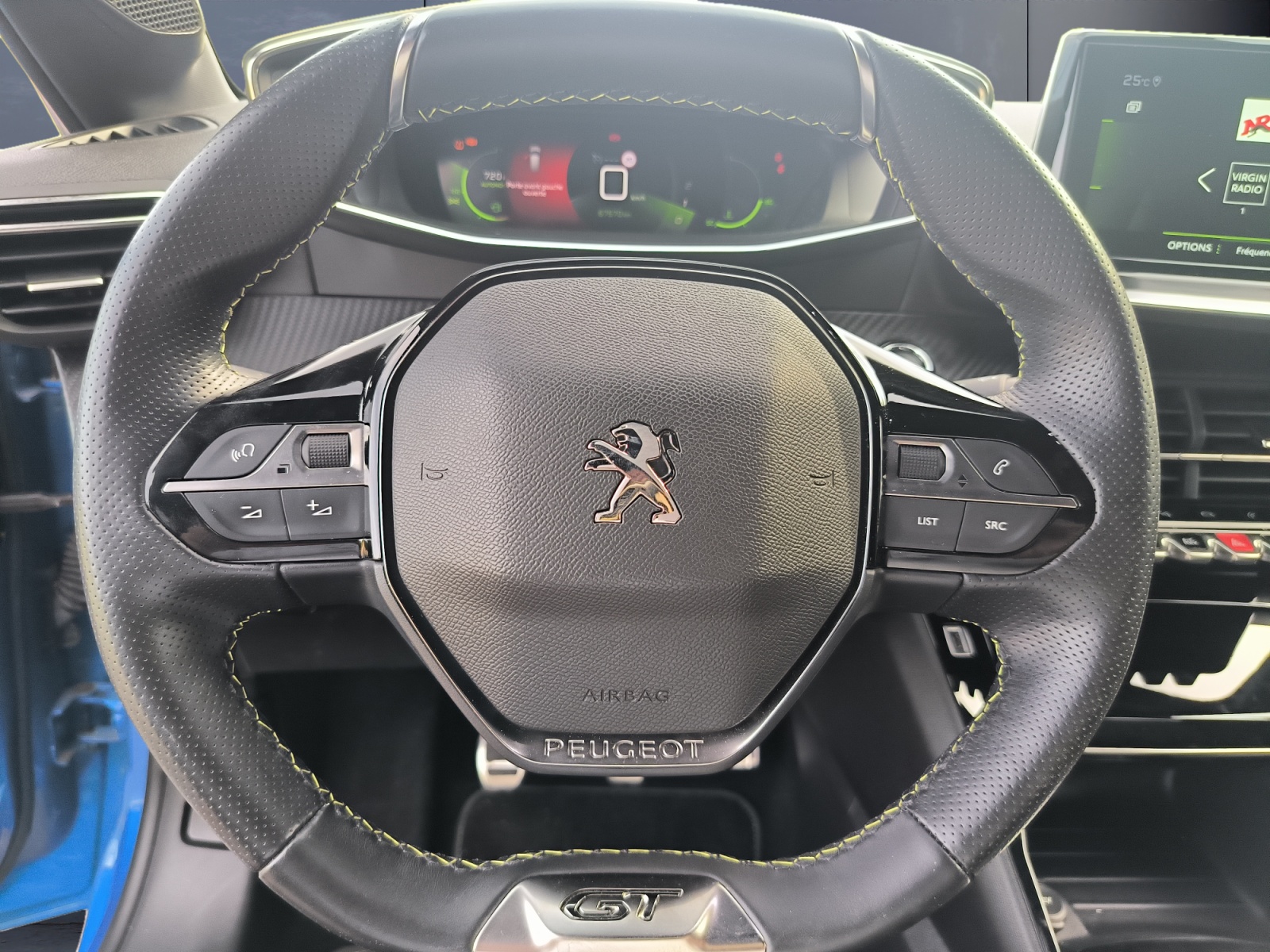 Peugeot 208 15