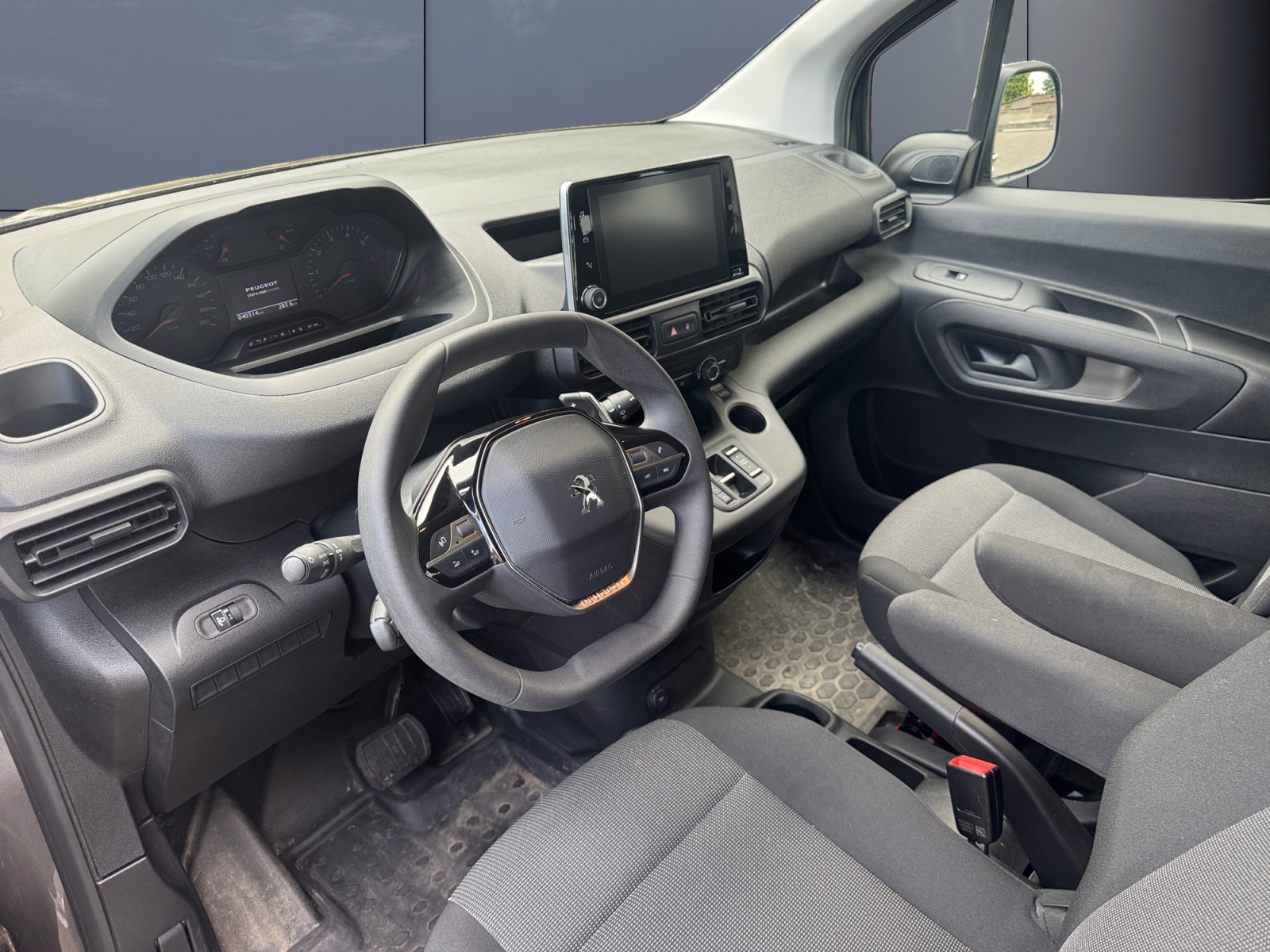 Peugeot Partner 8