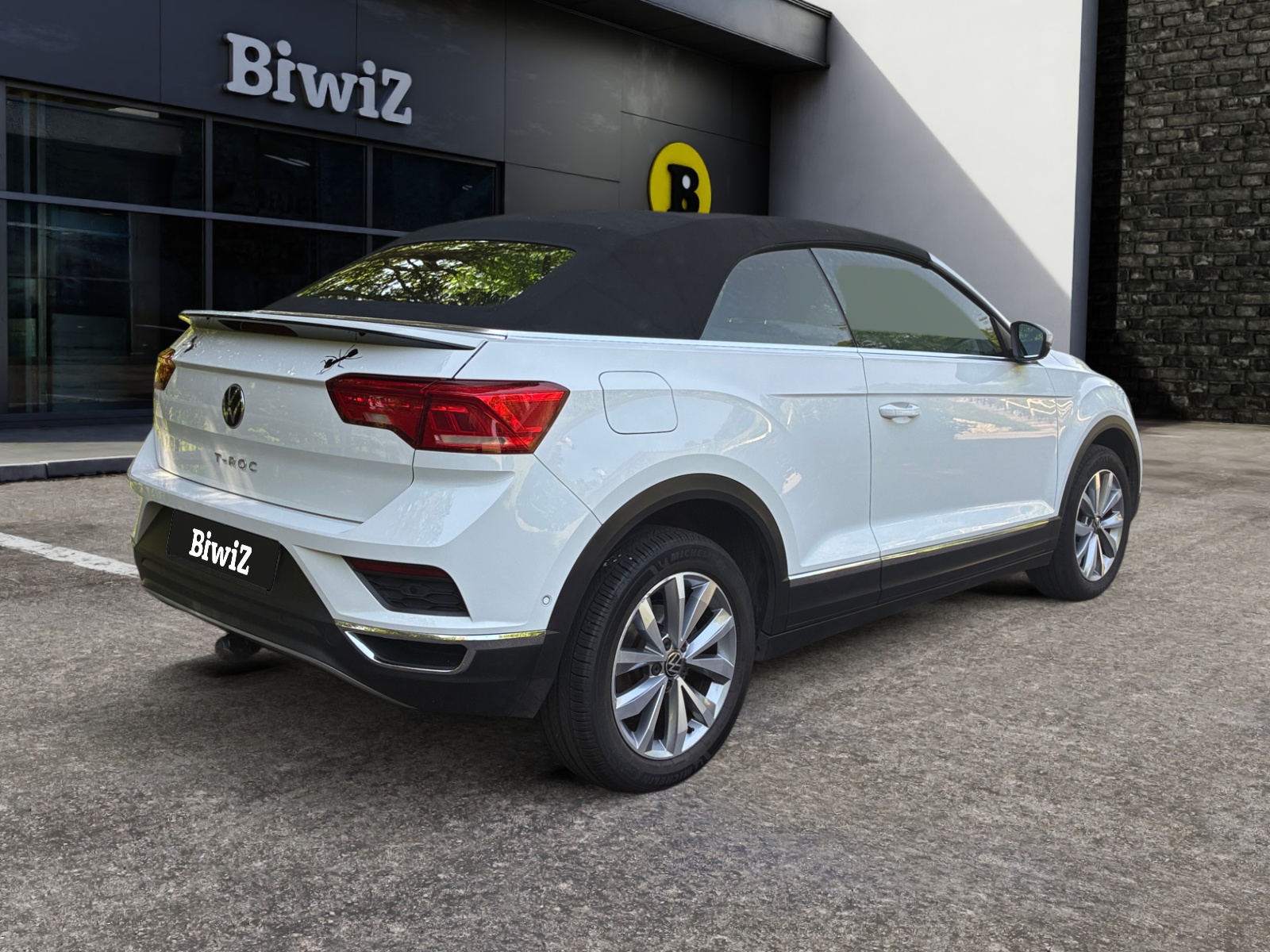 Volkswagen T-Roc 4