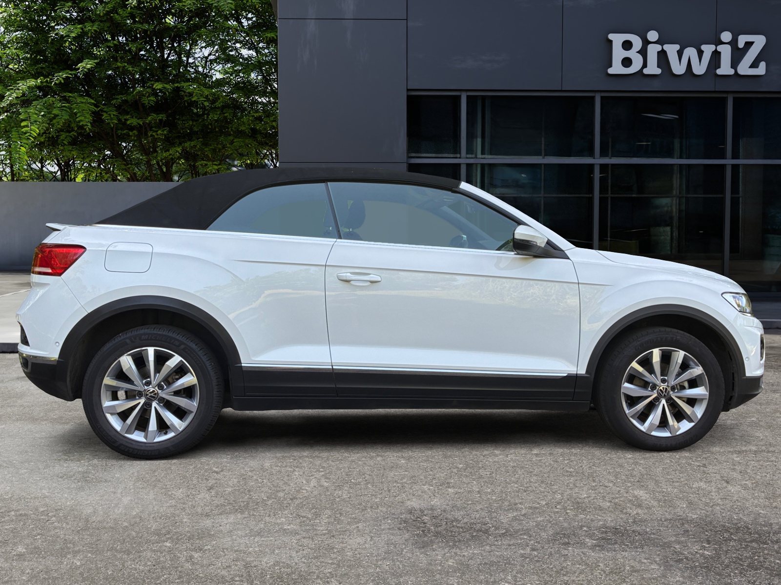Volkswagen T-Roc 5