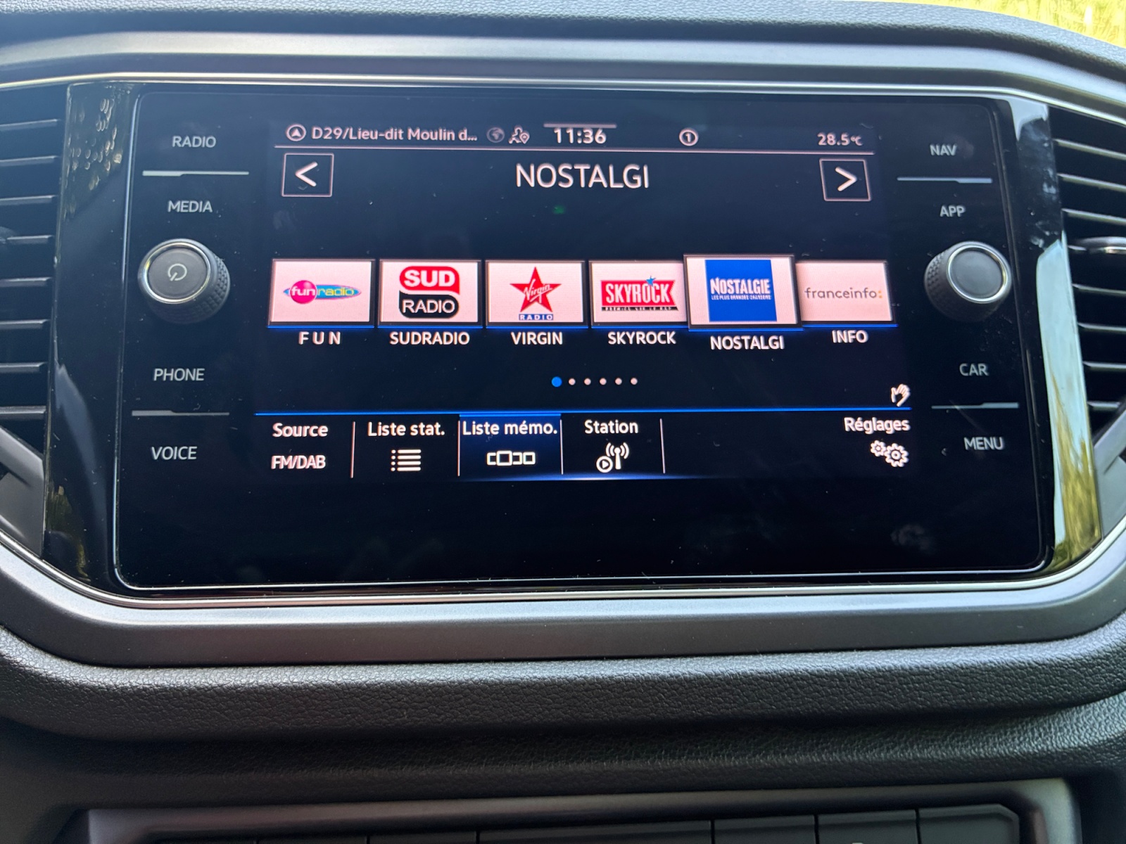 Volkswagen T-Roc 19