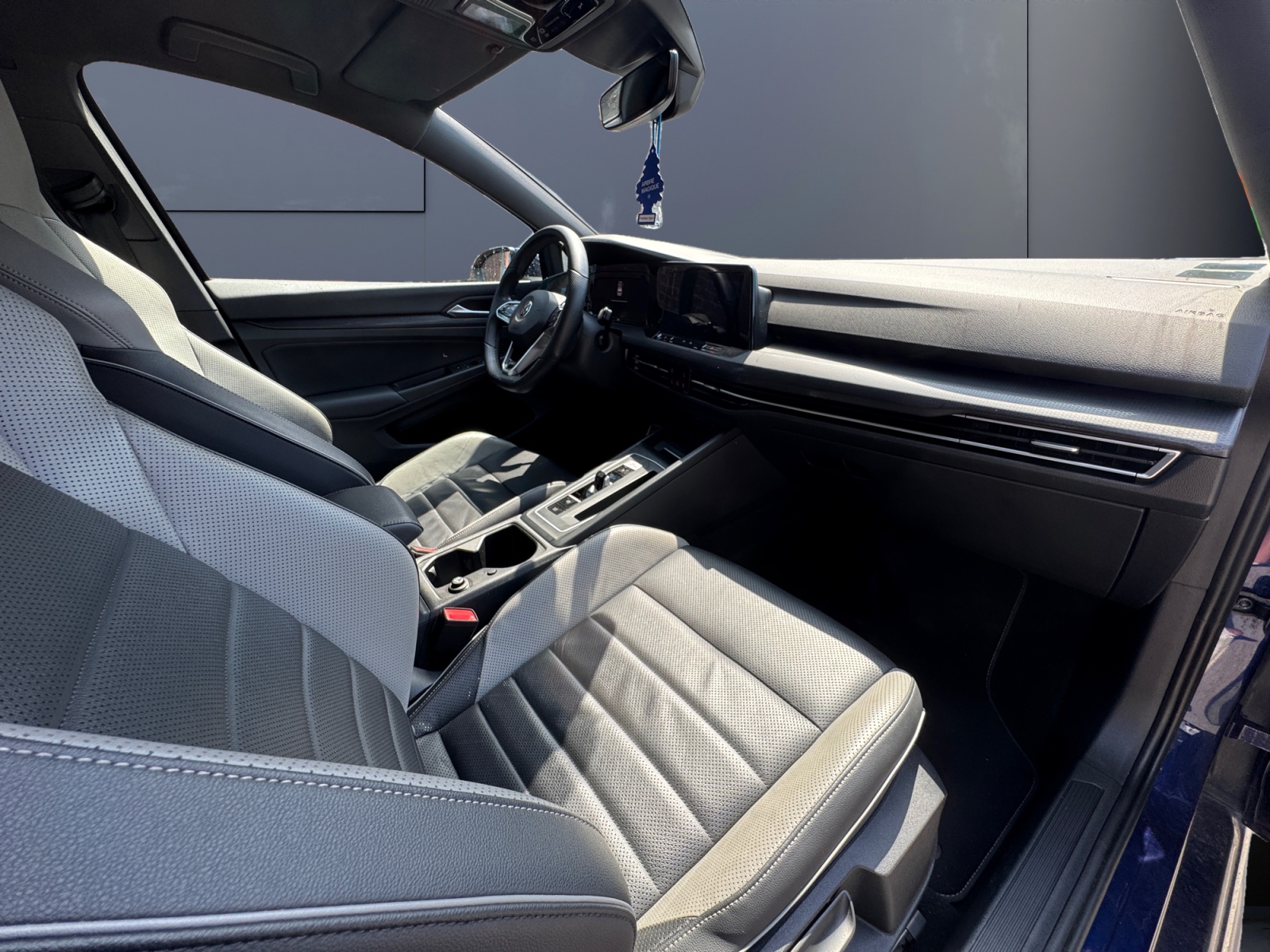 Volkswagen Golf 12